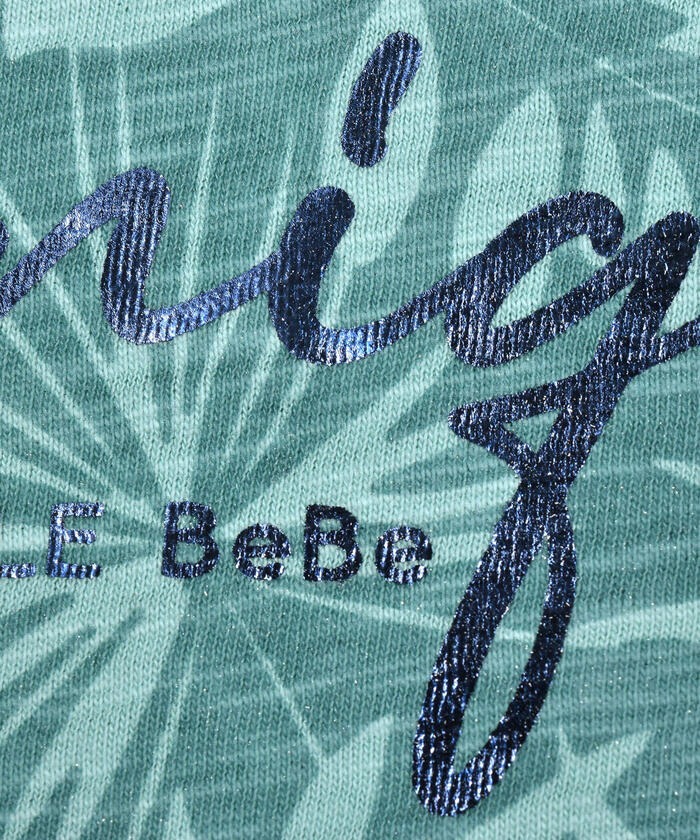 ベベ BeBe スラブ天竺リーフプリントレイヤード風半袖Tシャツ