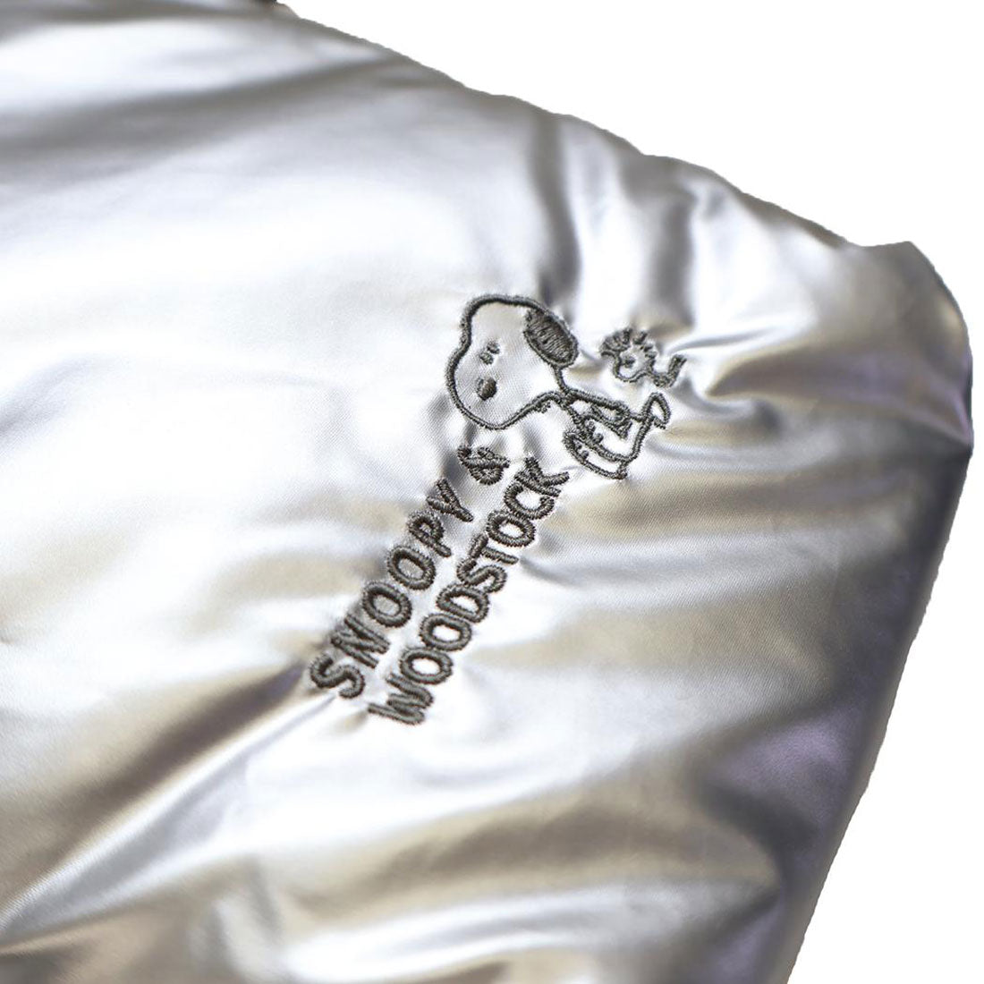 シネマコレクション cinemacollection スヌーピー ショルダーバッグ IP.BR.Padded.Peanuts-0S サコッシュ s-silver ピーナッツ ルートート ミニショルダー 斜め掛けかばん キャラクター グッズ 他