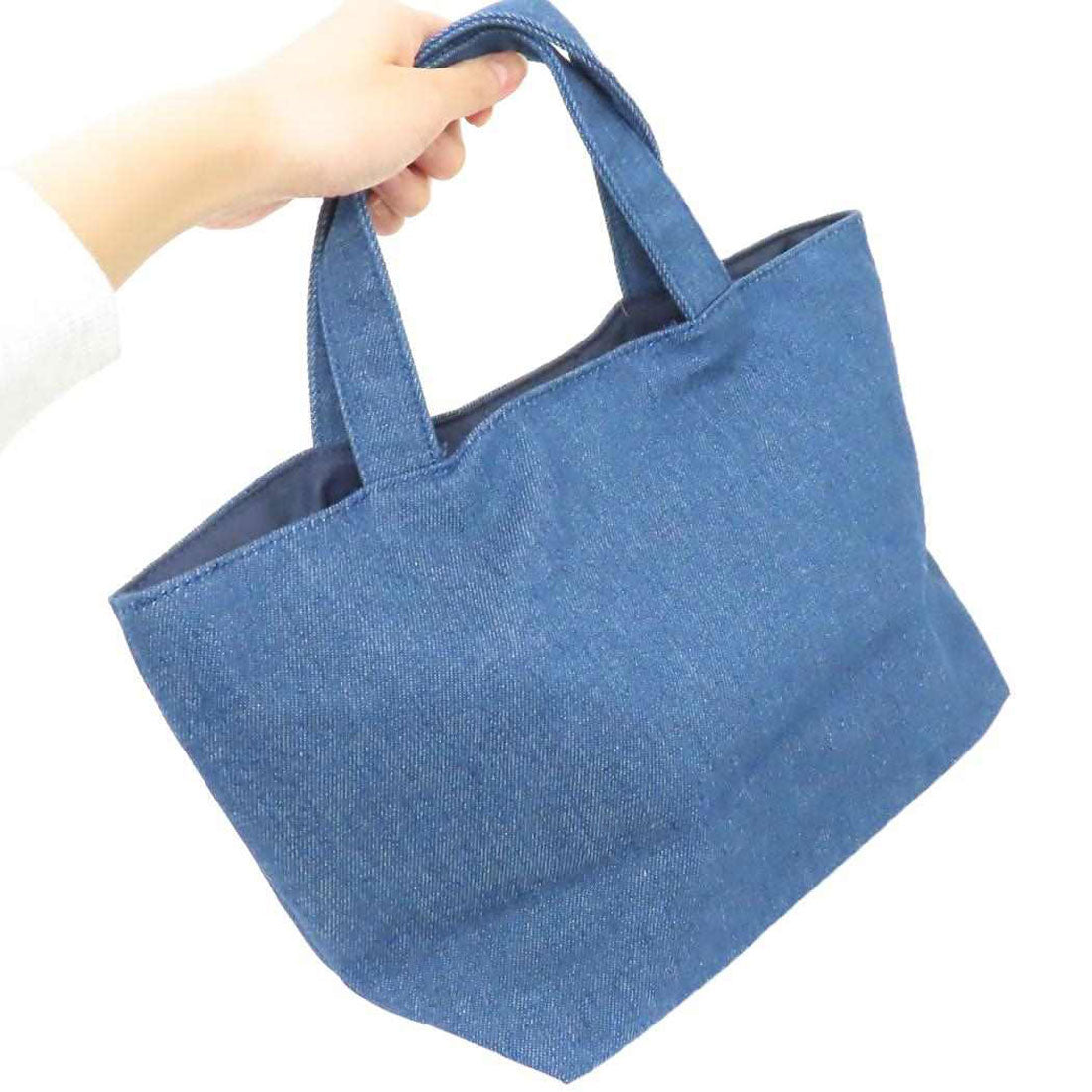 シネマコレクション cinemacollection シナモロール ランチバッグ デニムサガラ刺繍トートバッグ サンリオ ヤスダ通商 お弁当かばん キャラクター グッズ 他