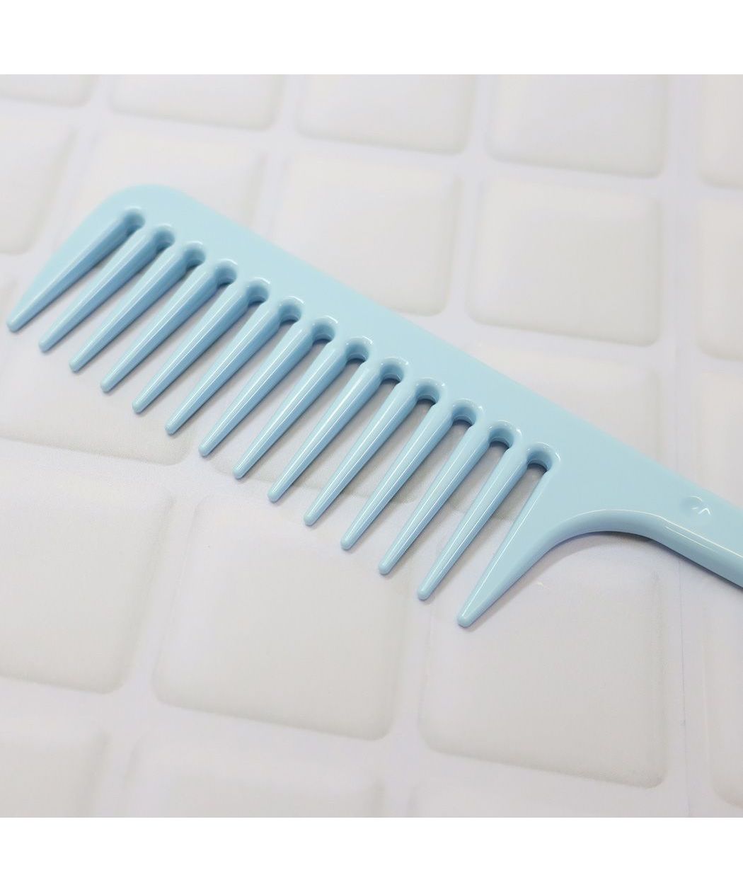 シネマコレクション cinemacollection ちいかわ くし トリートメントコーム ホルダーセット ラッコ 粧美堂 櫛 キャラクター グッズ  （メーカー指定色） メーカー指定色