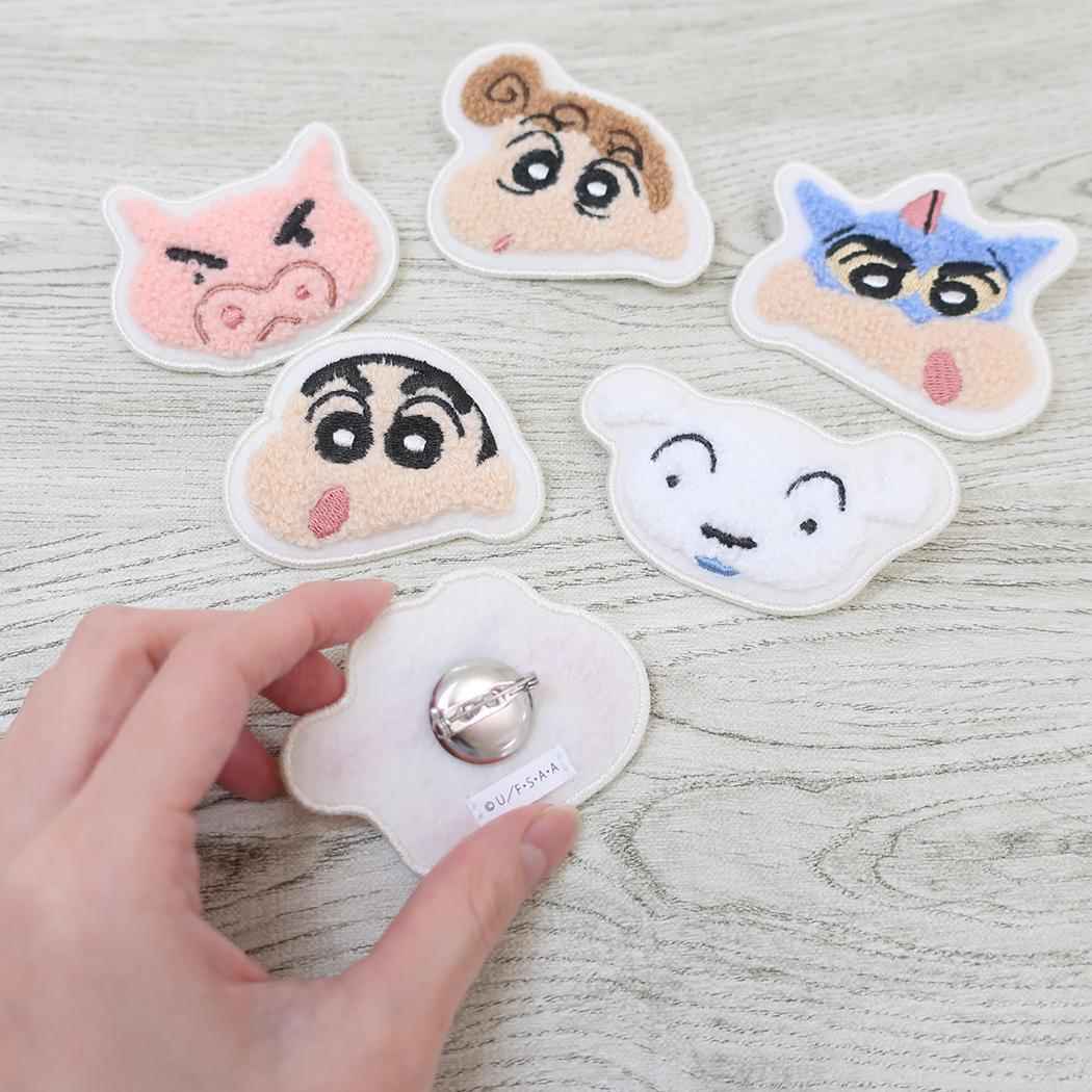 シネマコレクション cinemacollection クレヨンしんちゃん バッジ サガラバッジ ワニ山さん マリモクラフト 相良刺繍 安全ピン アニメキャラクター グッズ  （メーカー指定色） メーカー指定色
