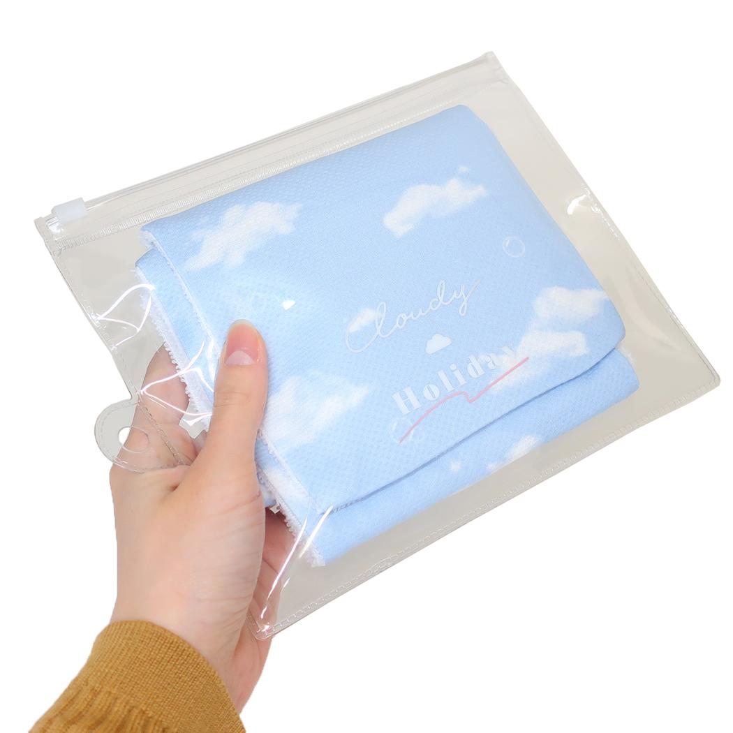 シネマコレクション cinemacollection 夏用ひんやりタオル 保冷剤入れ付きクールタオル CLOUDY HOLIDAY カミオジャパン 熱中症対策 かわいい グッズ  （メーカー指定色） メーカー指定色