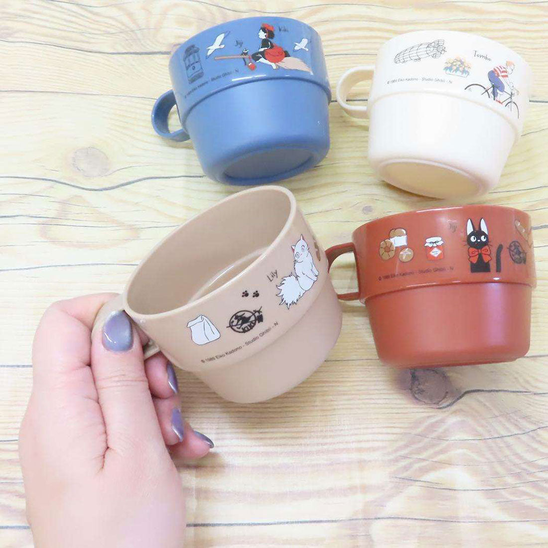 シネマコレクション cinemacollection 魔女の宅急便 プラカップ ケース付スタッキングコップ スタジオジブリ スケーター 食器 キッズ 子供 子ども こども キャラクター グッズ 【返品不可商品】 レッド