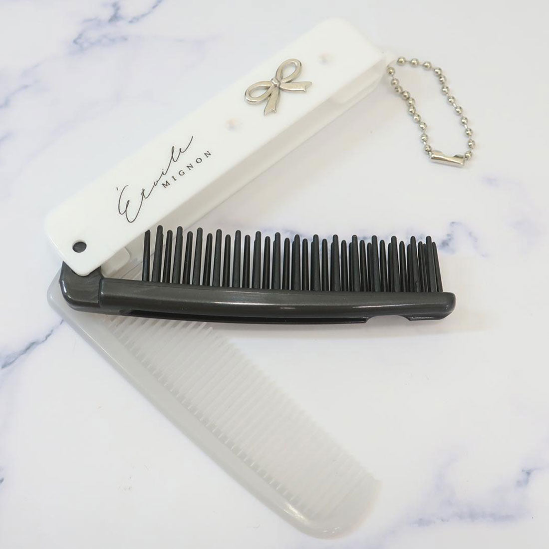 シネマコレクション cinemacollection フレンチリボンコスメ ヘアブラシ 折りたたみブラシ＆コーム エトワールミニョン カミオジャパン 折りたたみくし かわいい グッズ 【返品不可商品】 ブラック