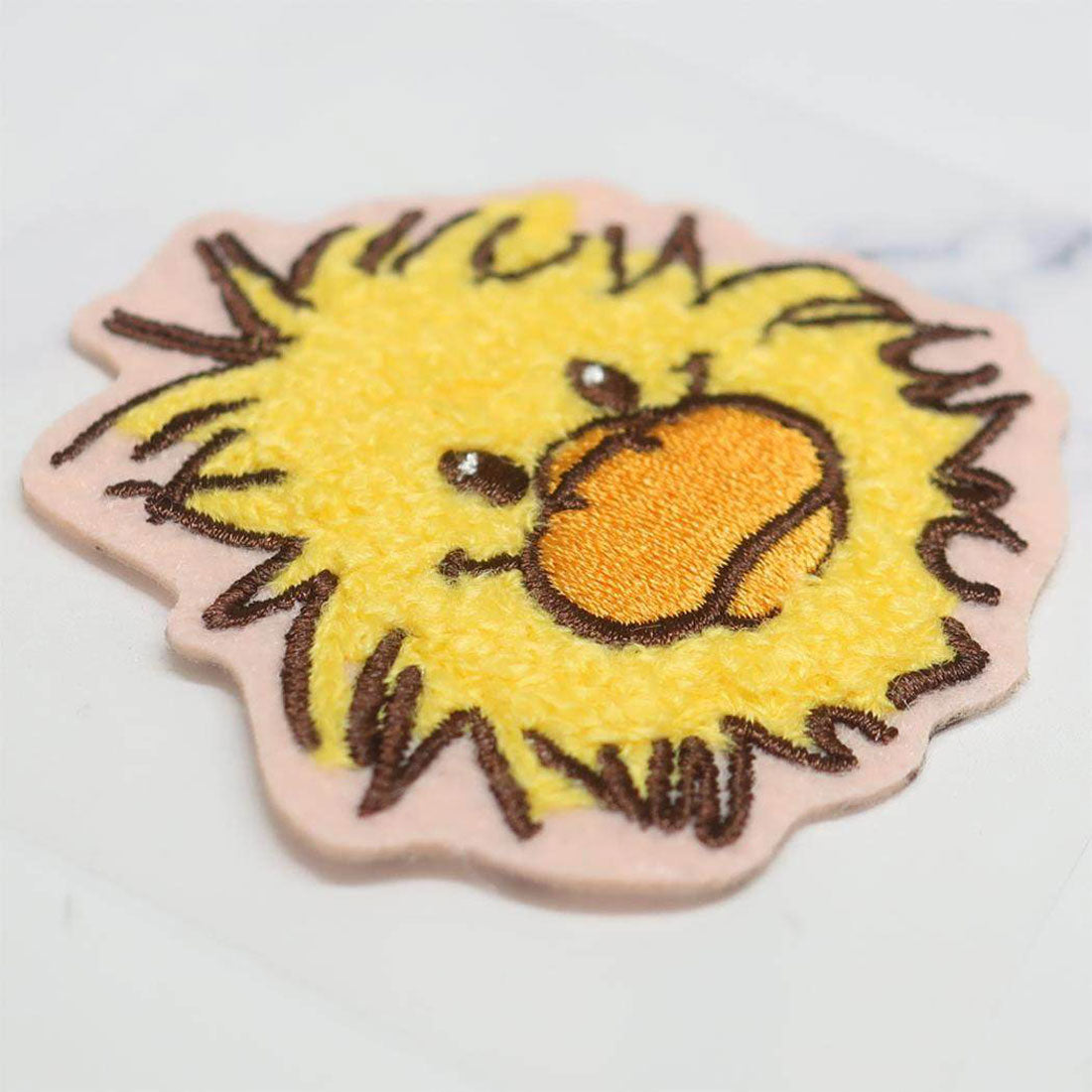 シネマコレクション cinemacollection スージーズー ワッペン モコモコ刺繍ステッカー ウィッツィー Suzys Zoo ティーズファクトリー 手芸用品 絵本キャラクター グッズ イエロー