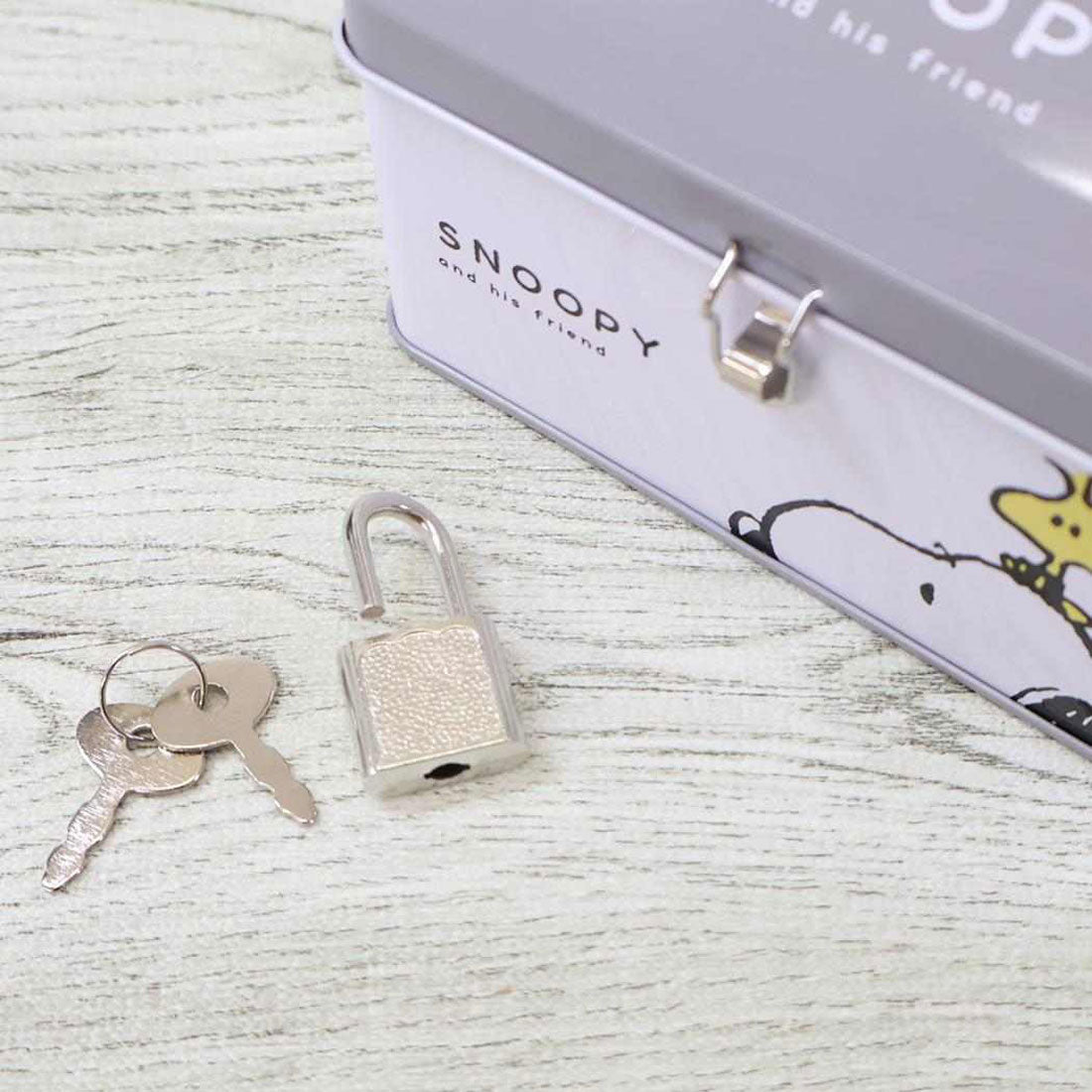 Cinema Collection Snoopy Coin Bank with Lock Monochrome PEANUTS T's Fa
