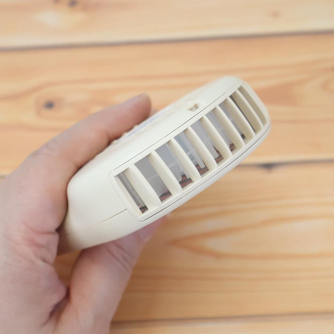 シネマコレクション cinemacollection ムーミン 携帯用扇風機 首掛けハンズフリー ねこといっしょ 北欧 カミオジャパン 熱中症対策 USB充電 キャラクター グッズ 他