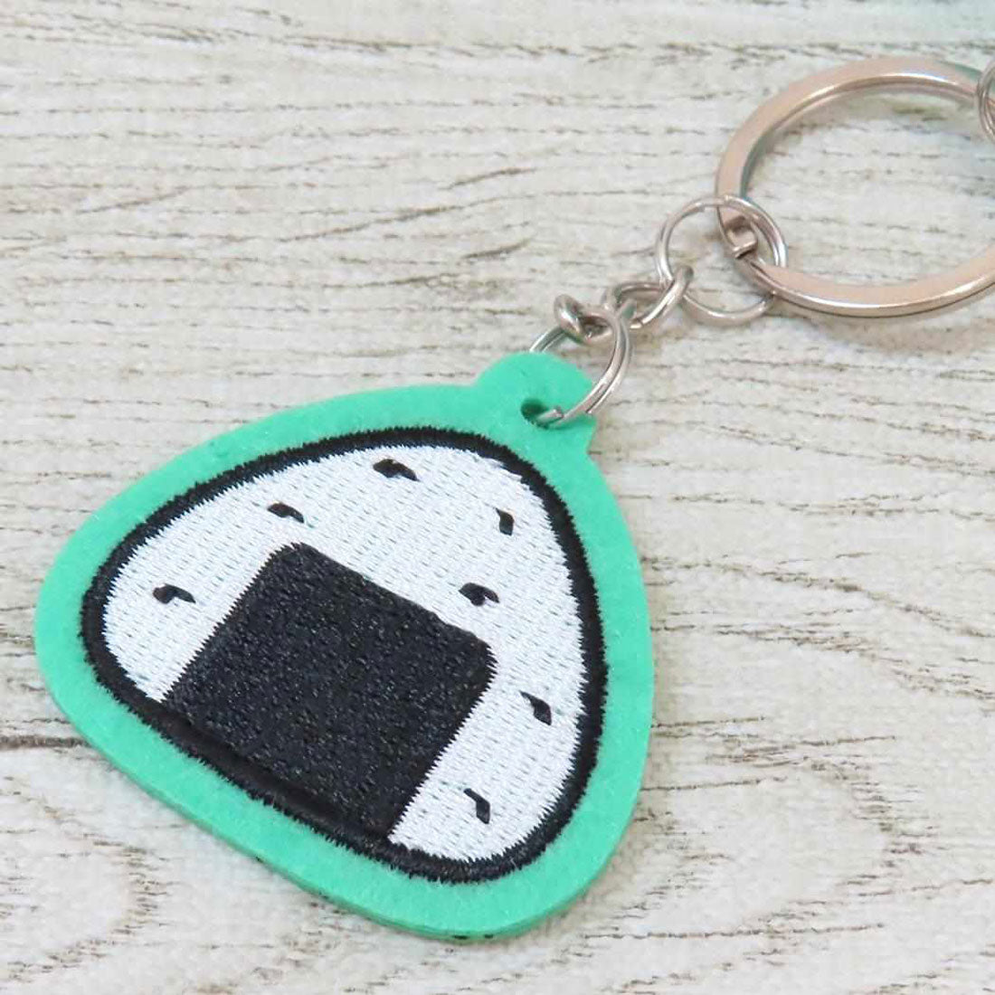 シネマコレクション cinemacollection クレヨンしんちゃん マスコット 刺繍チャームつきぬいぐるみKR マサオくん エスケイジャパン プレゼント アニメキャラクター グッズ 他