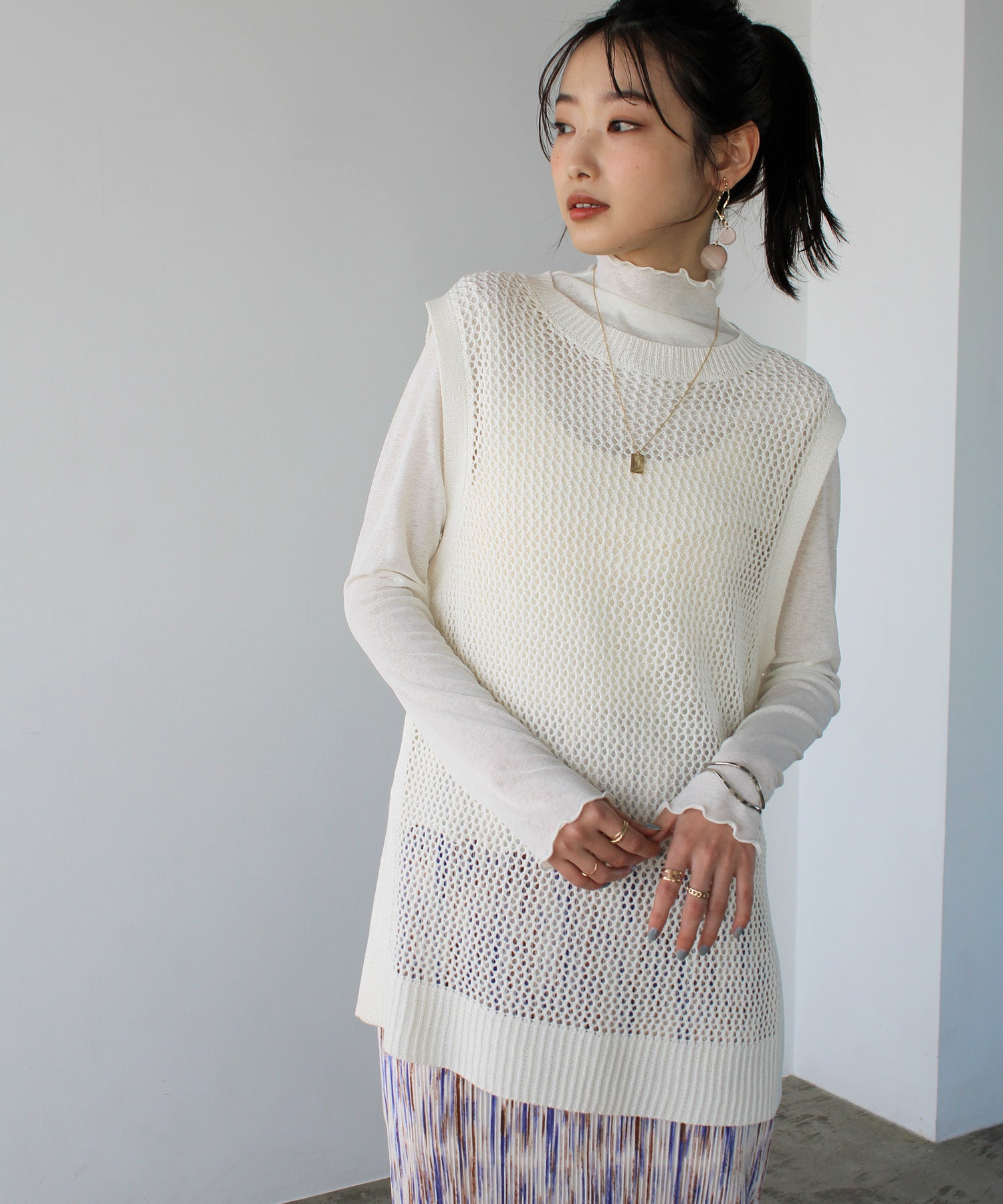 エヌエフ n.f. メッシュニットベスト