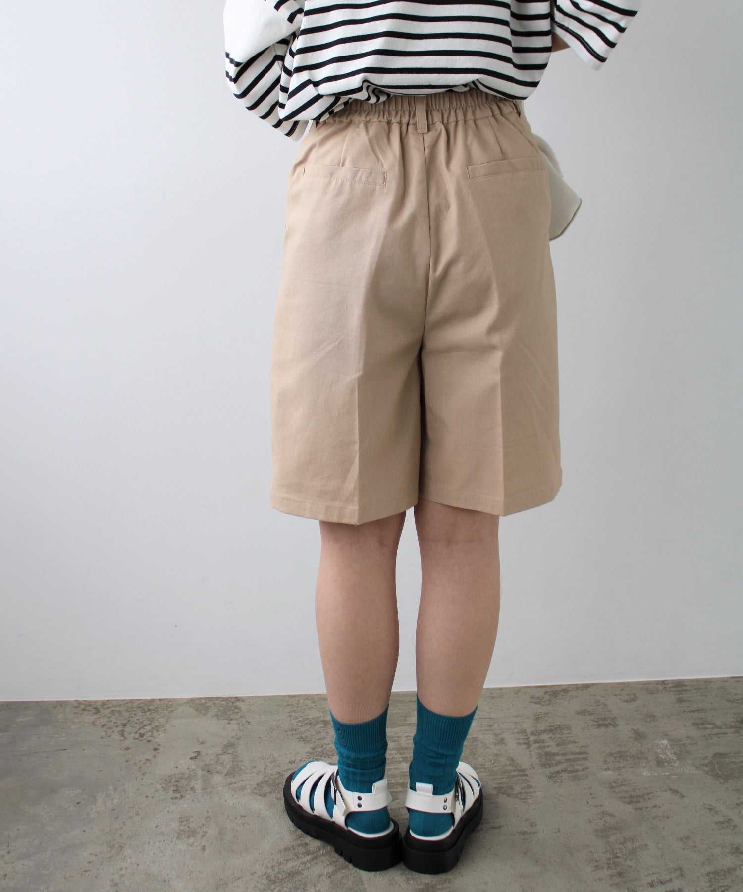 エヌエフ n.f. リネンライクハーフパンツ