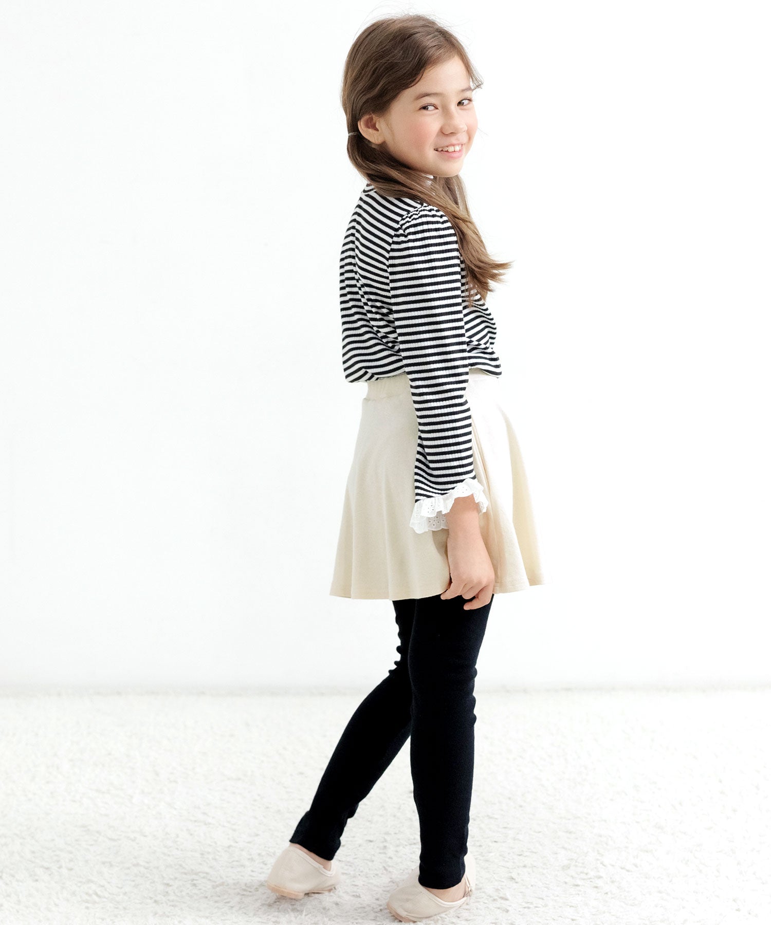 コドモフク ビー 子供服Bee シンプルスカッツ