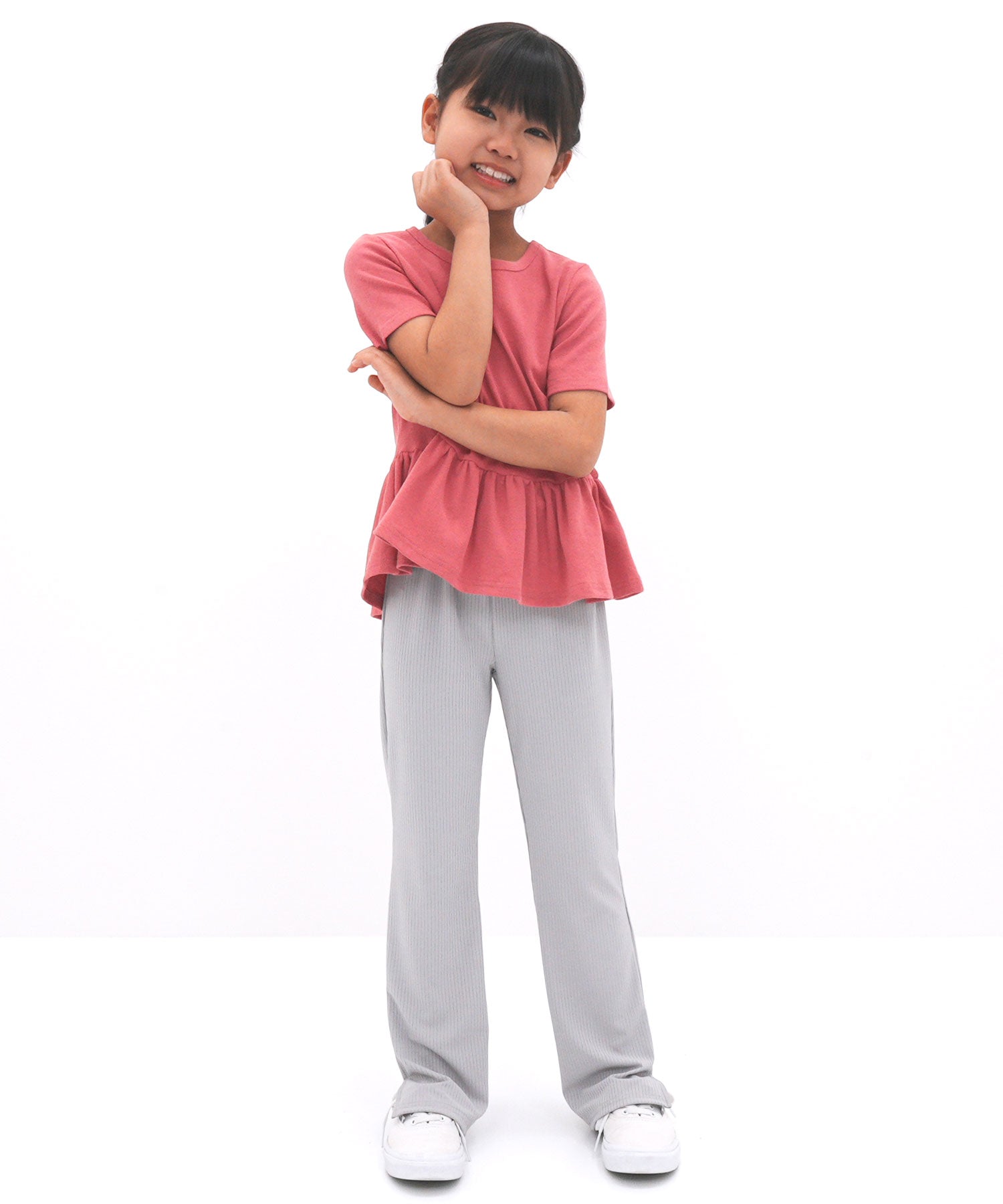 コドモフク ビー 子供服Bee ぺプラム型フリルトップス
