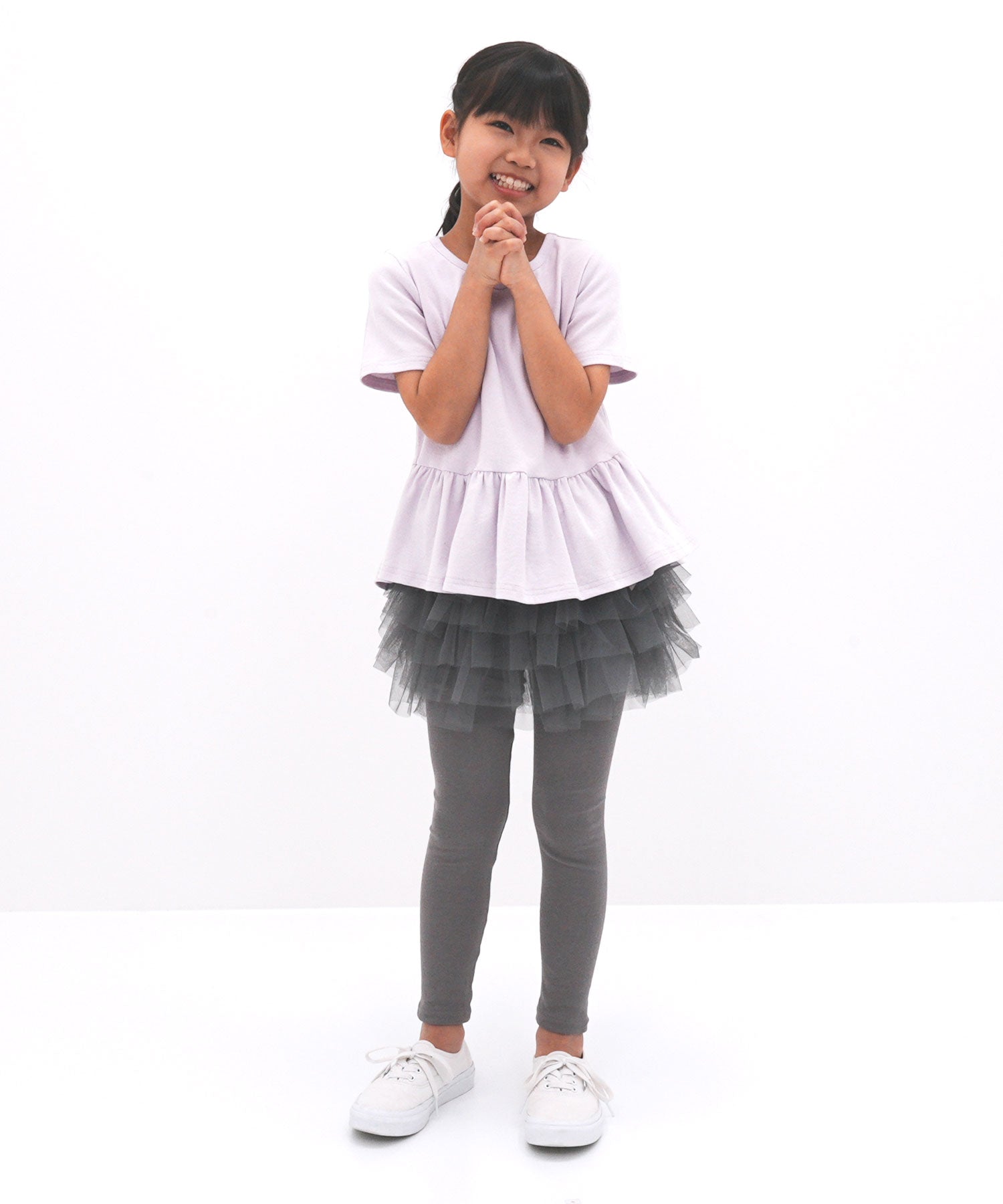 コドモフク ビー 子供服Bee ぺプラム型フリルトップス