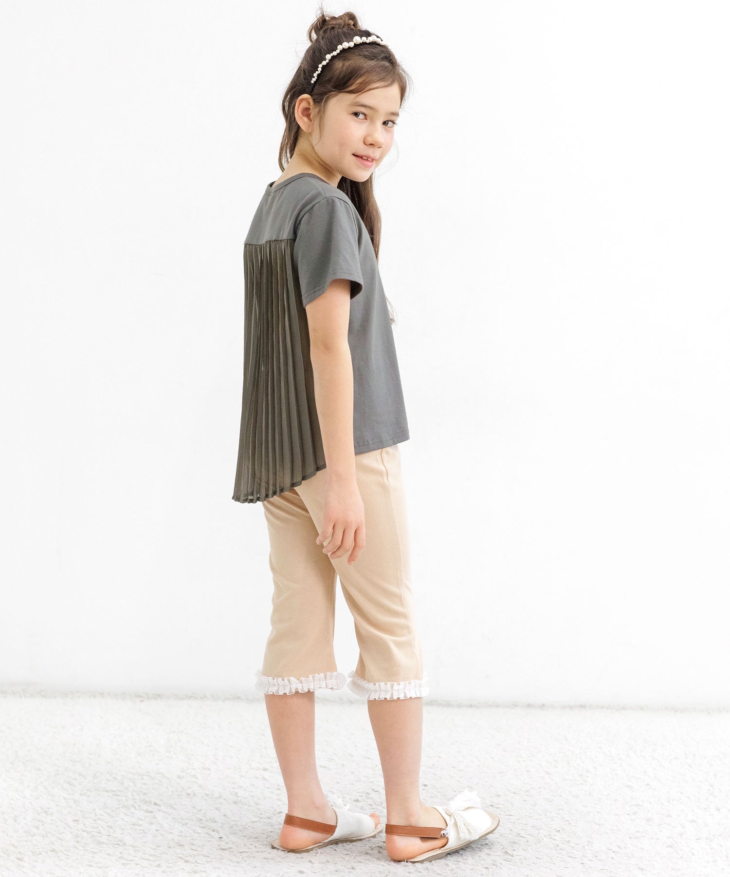Kodomo Fuku Bee Children's Clothing Bee Back Pleats Top