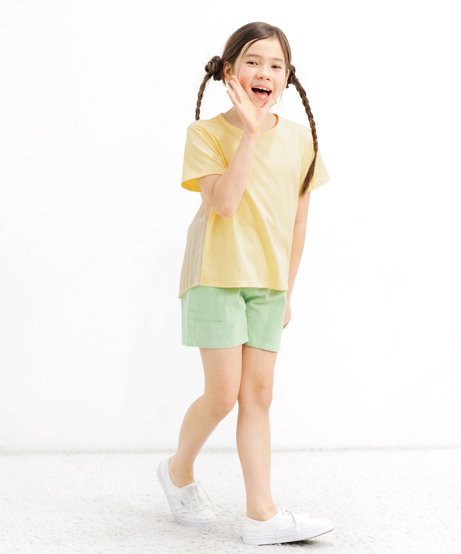 Kodomo Fuku Bee Children's Clothing Bee Back Pleats Top