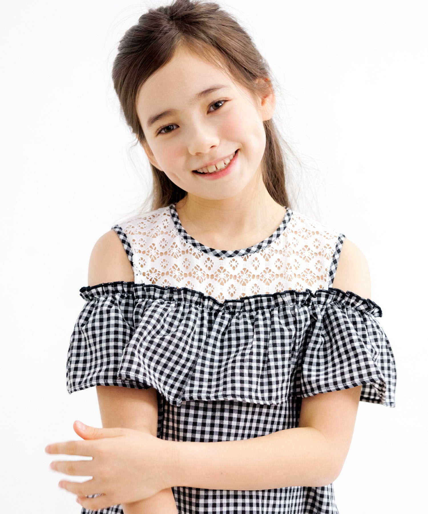 Kodomo Fuku Bee Off-Shoulder Dress