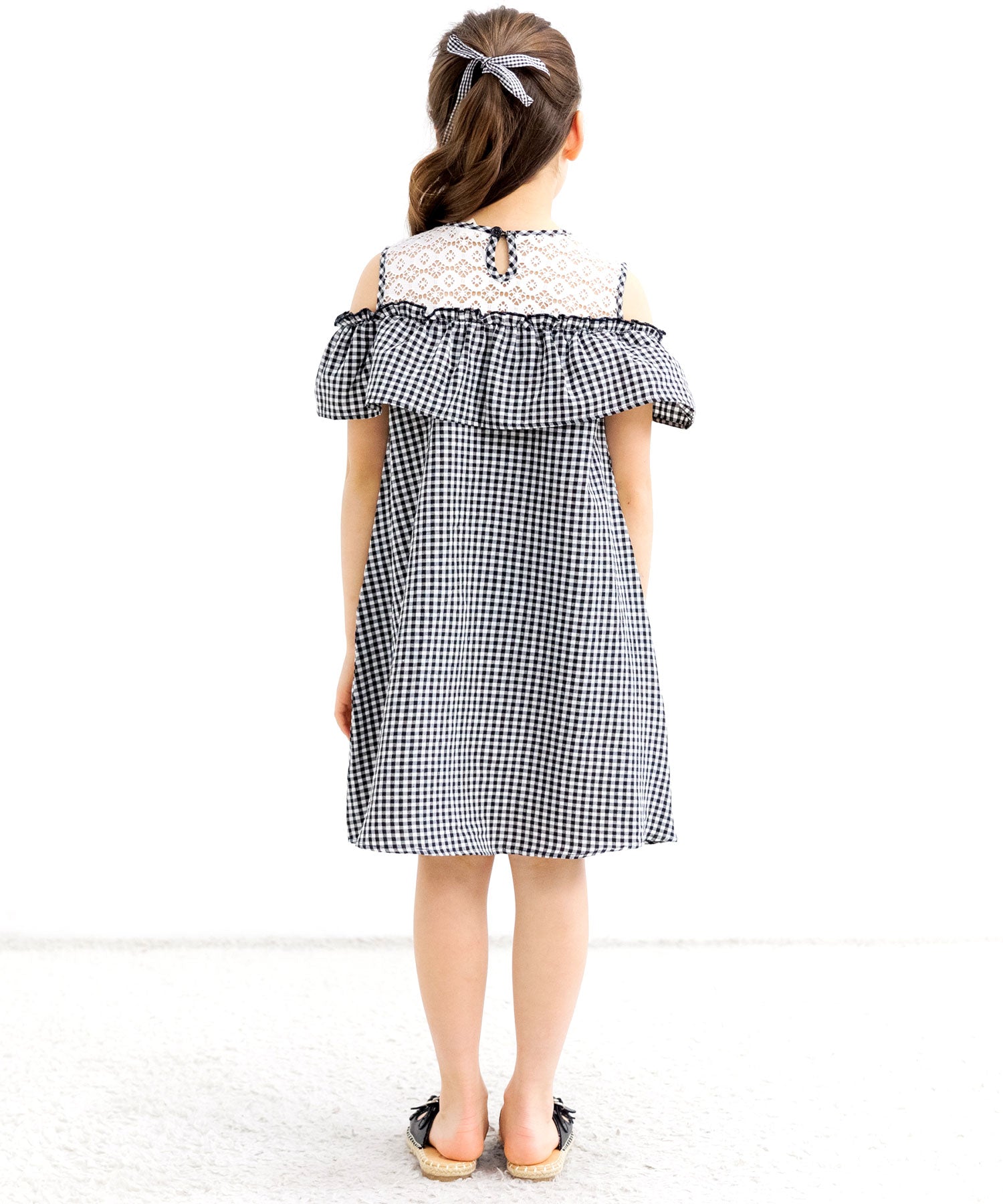 Kodomo Fuku Bee Off-Shoulder Dress