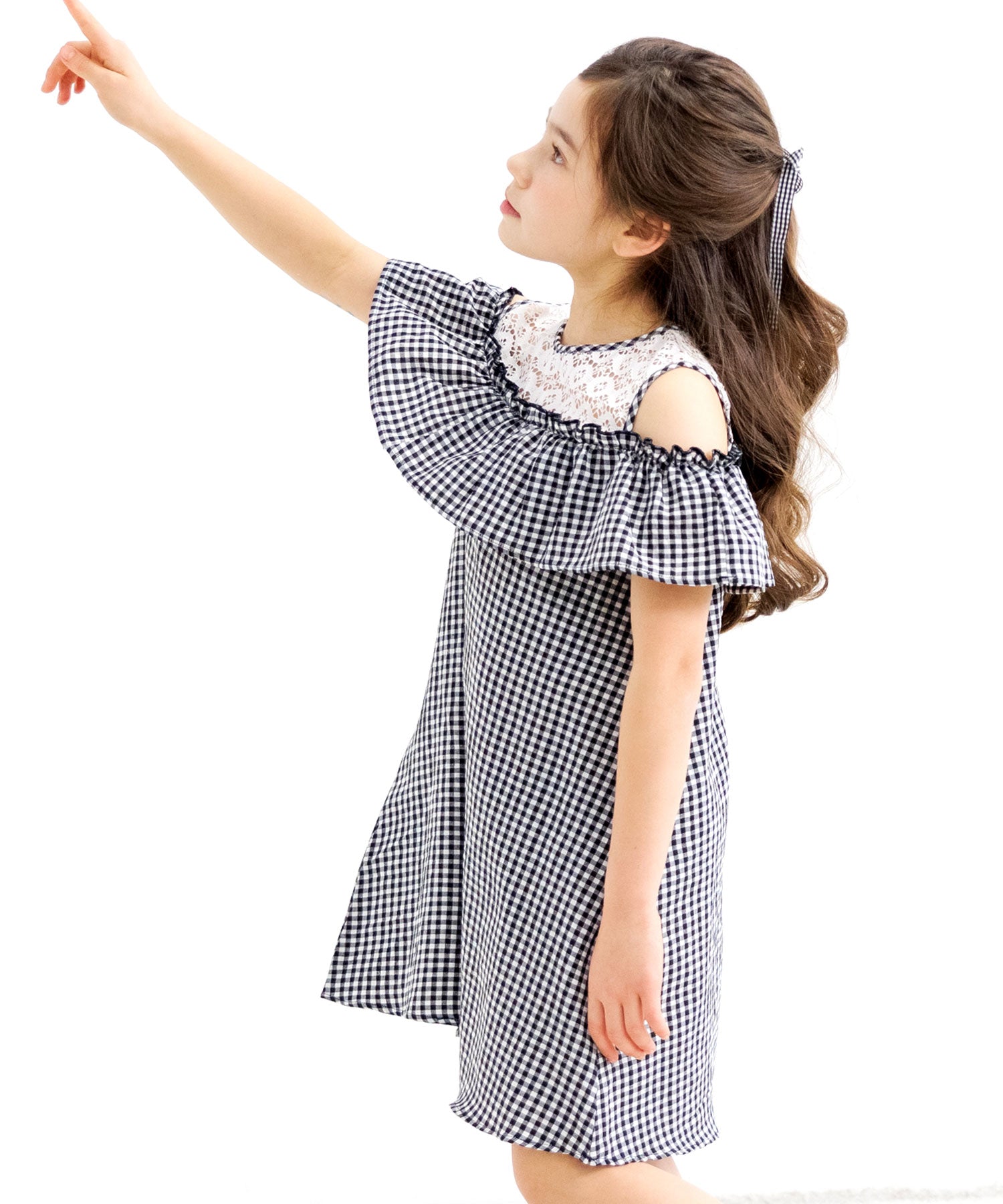 Kodomo Fuku Bee Off-Shoulder Dress