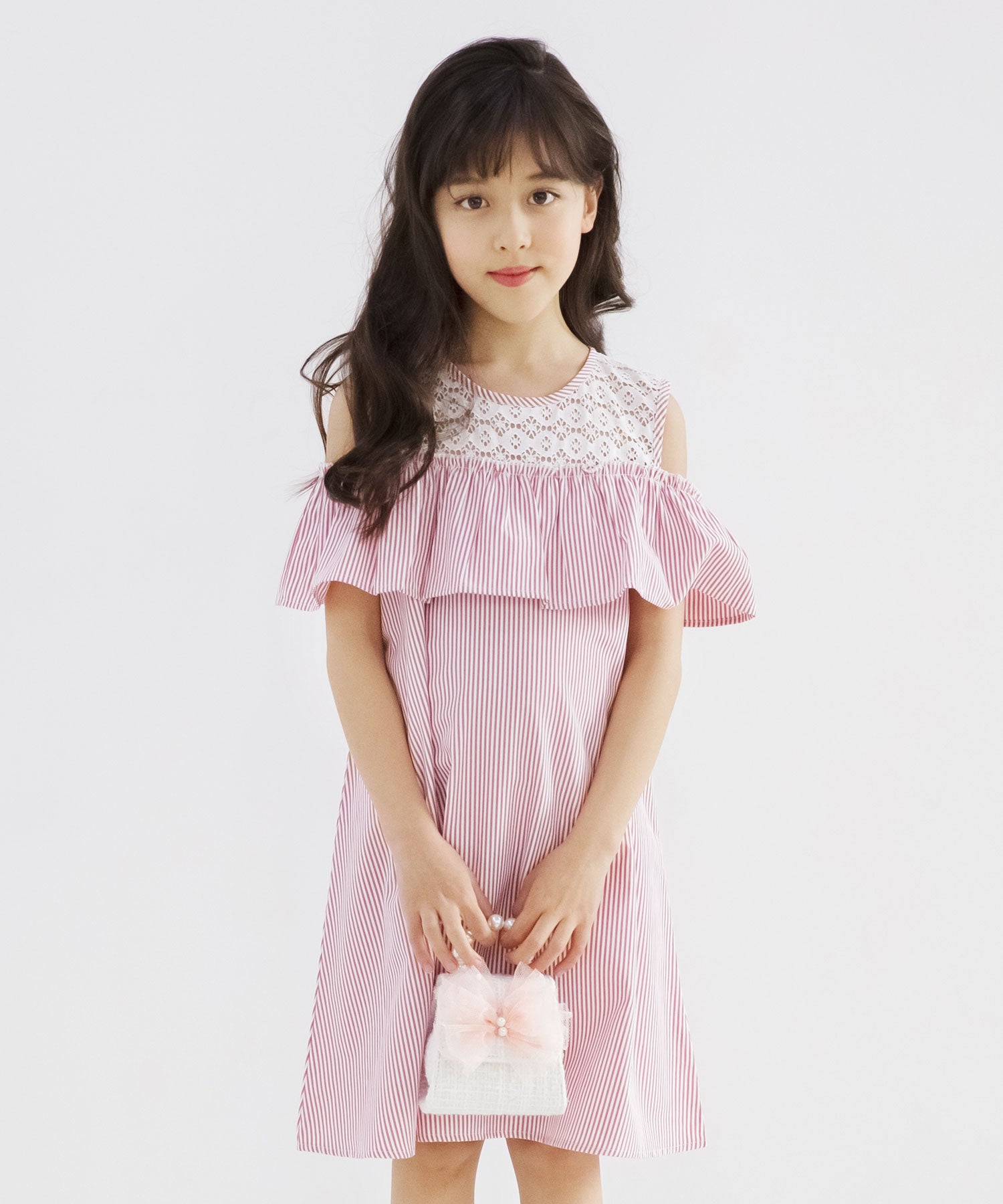 Kodomo Fuku Bee Off-Shoulder Dress