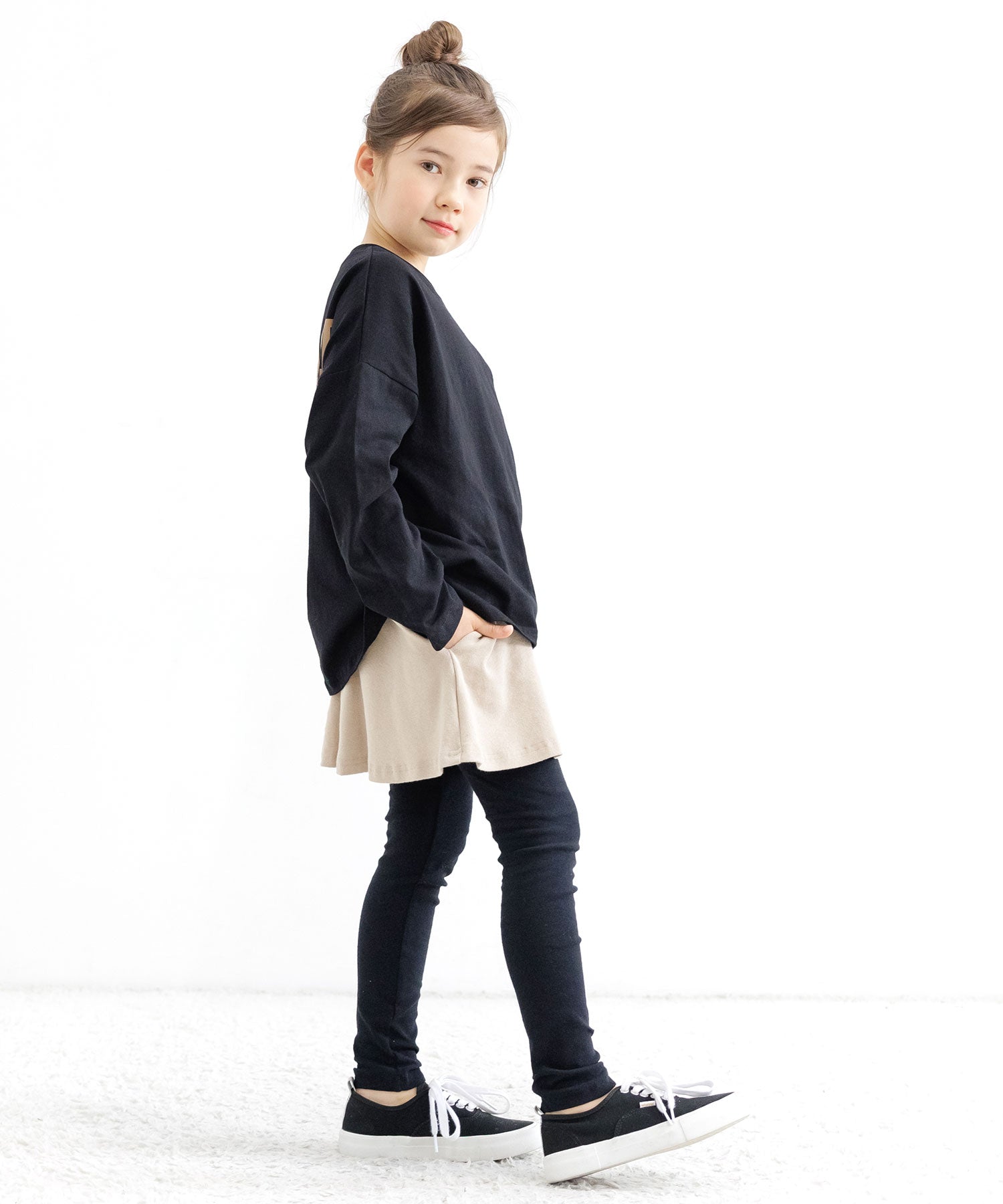 コドモフク ビー 子供服Bee 長袖Tシャツ