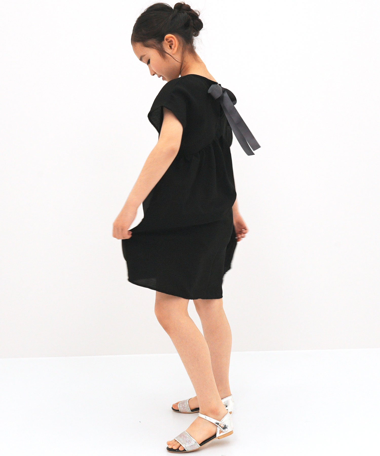 コドモフク ビー 子供服Bee バックリボンワンピース