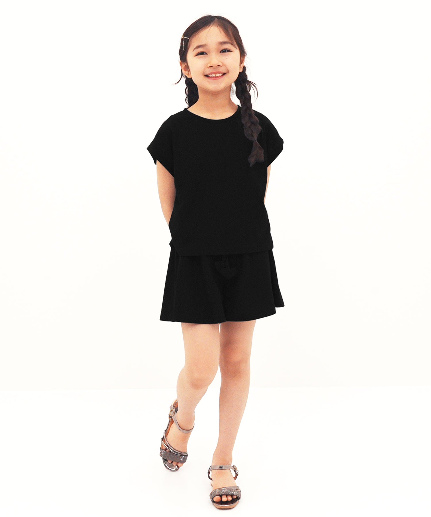 Kodomo Fuku Bee Children's Clothing Bee Set Up
