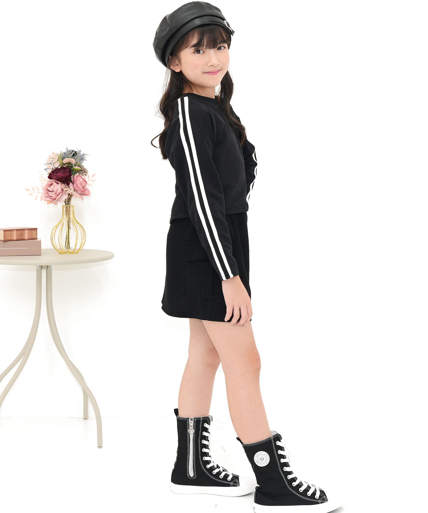 コドモフク ビー 子供服Bee セットアップ （ブラック地×ホワイトライン） ブラック地×ホワイトライン