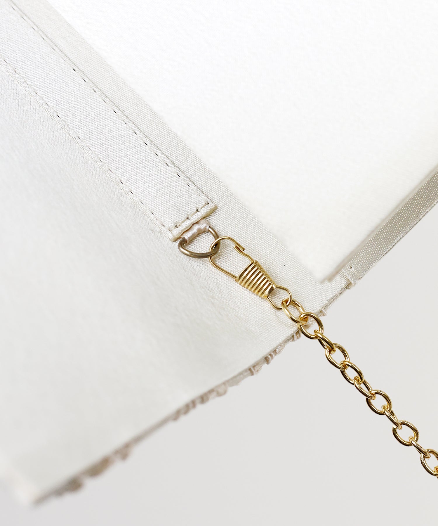 BLUEEAST Embroidered Lace Clutch Bag