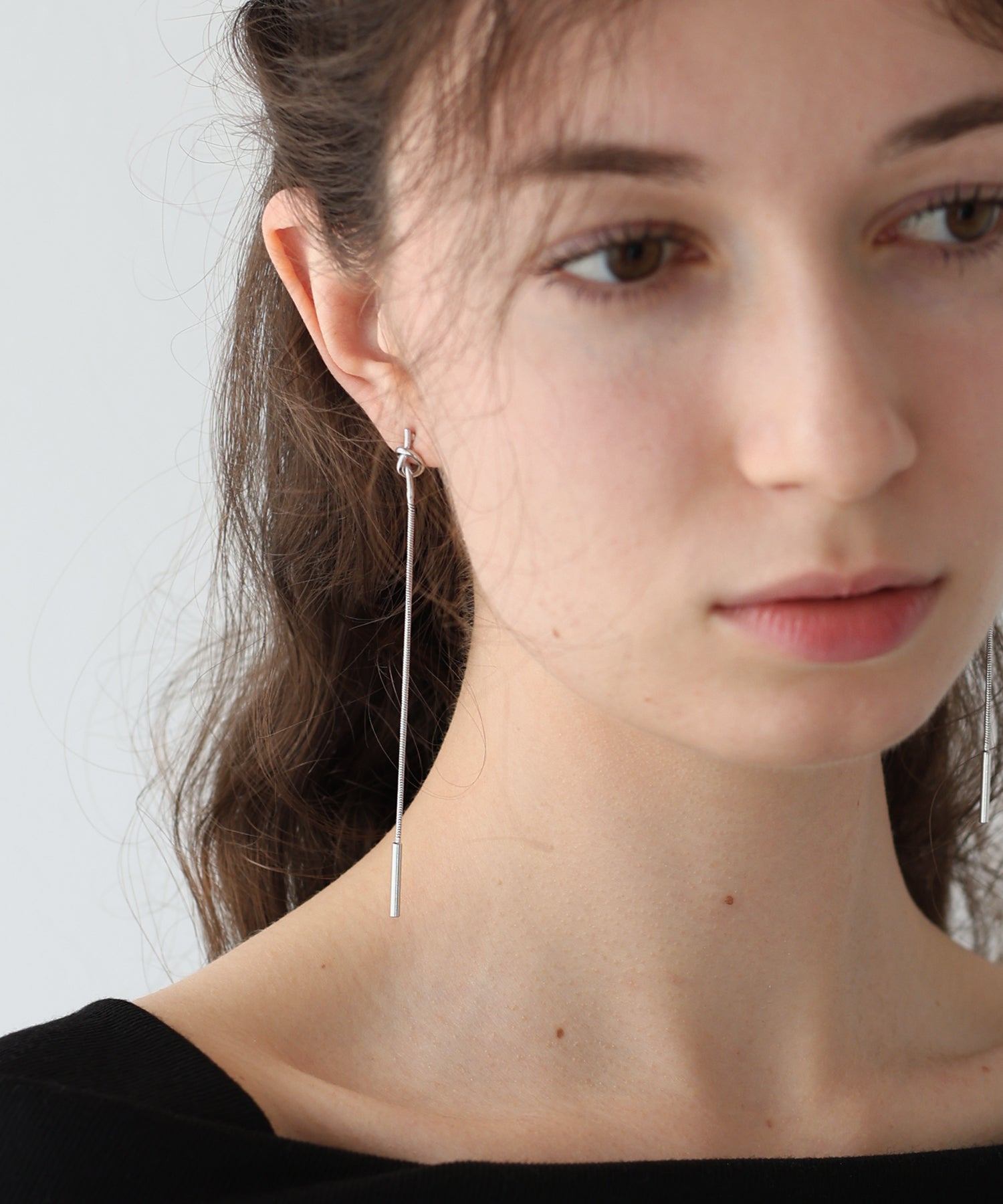 BLUEEAST Knot × Snake Chain Earrings