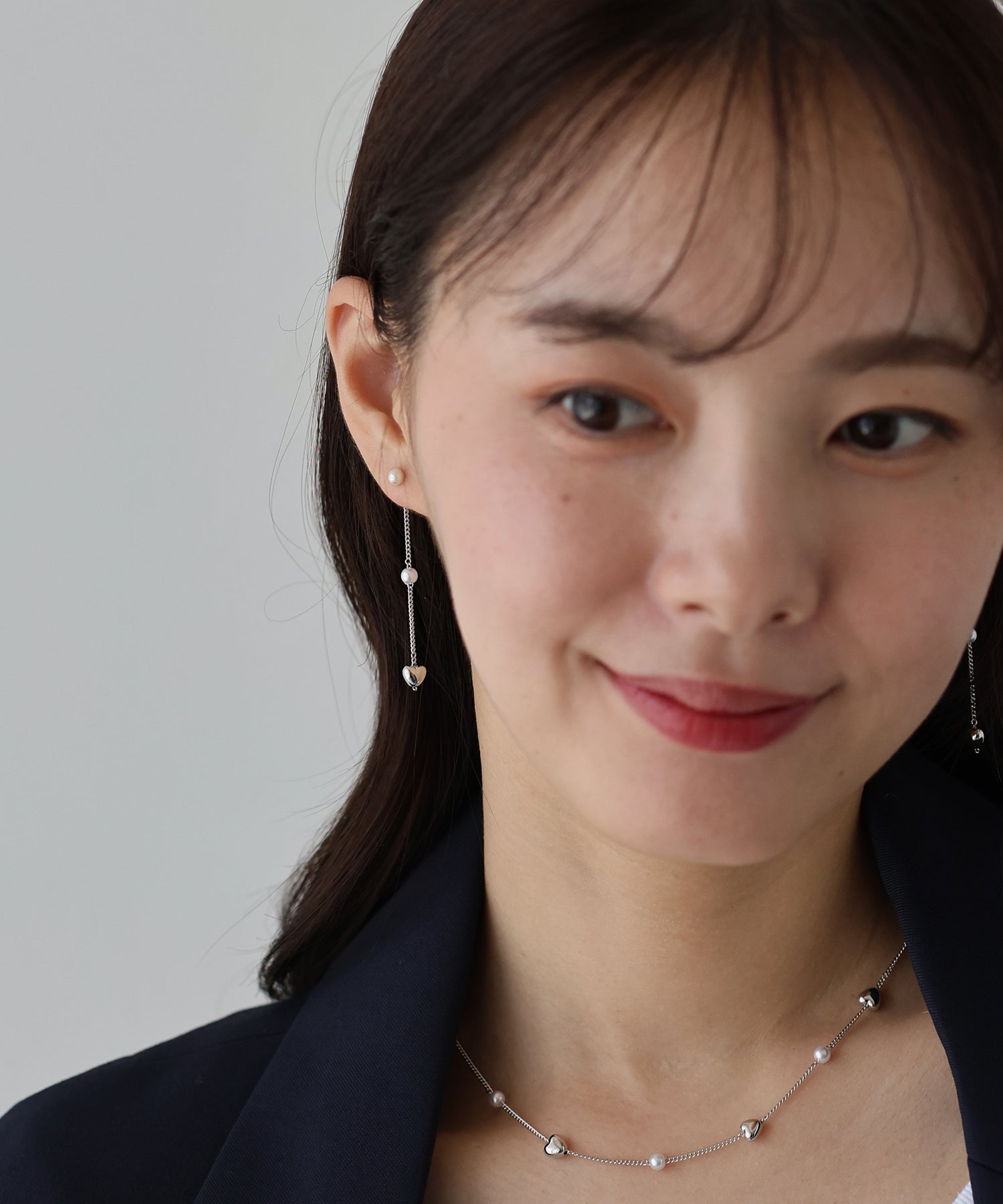 BLUEEAST Heart Pearl Station Earrings