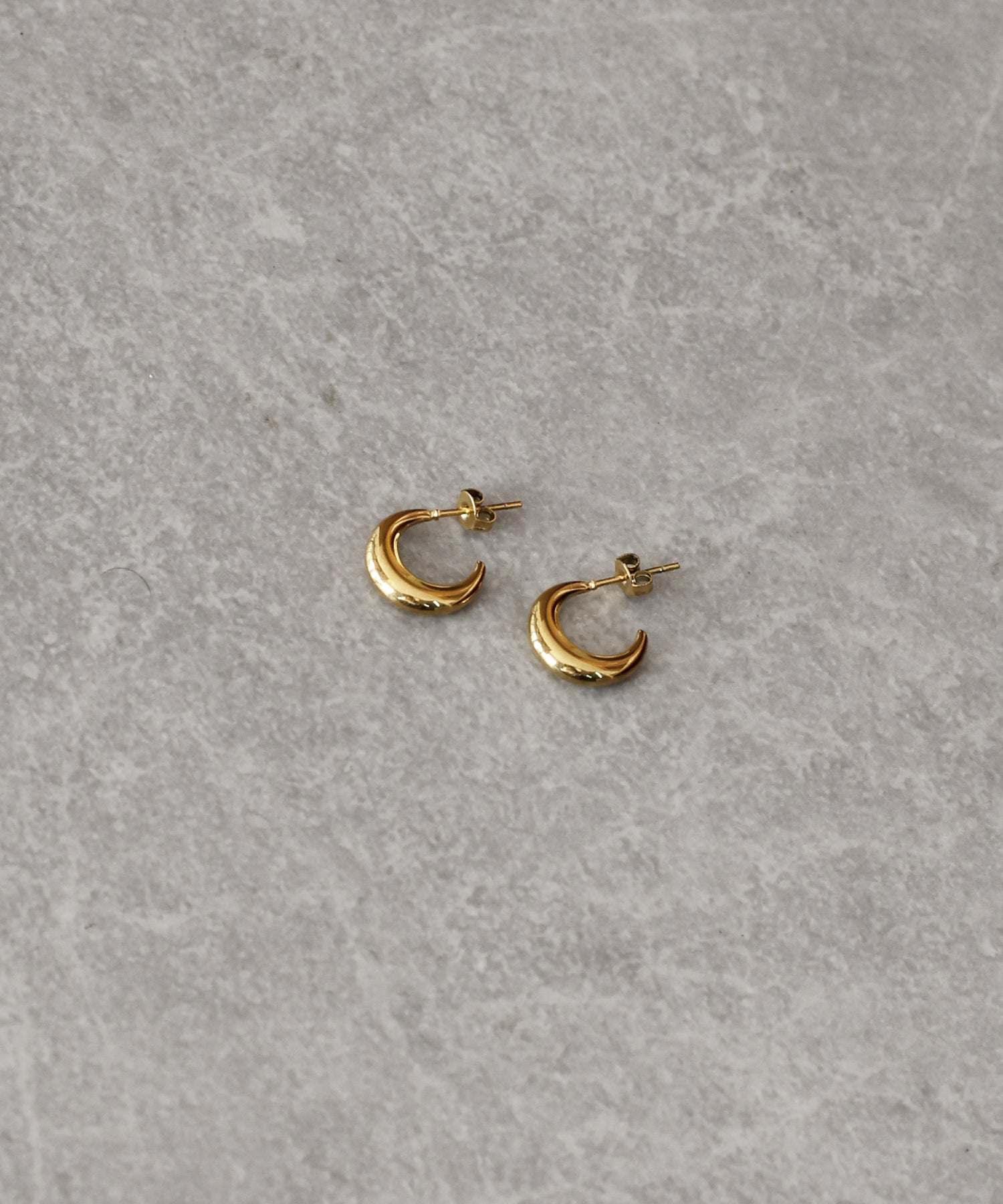BLUEEAST Mini Hoop Earrings / Surgical Stainless Steel