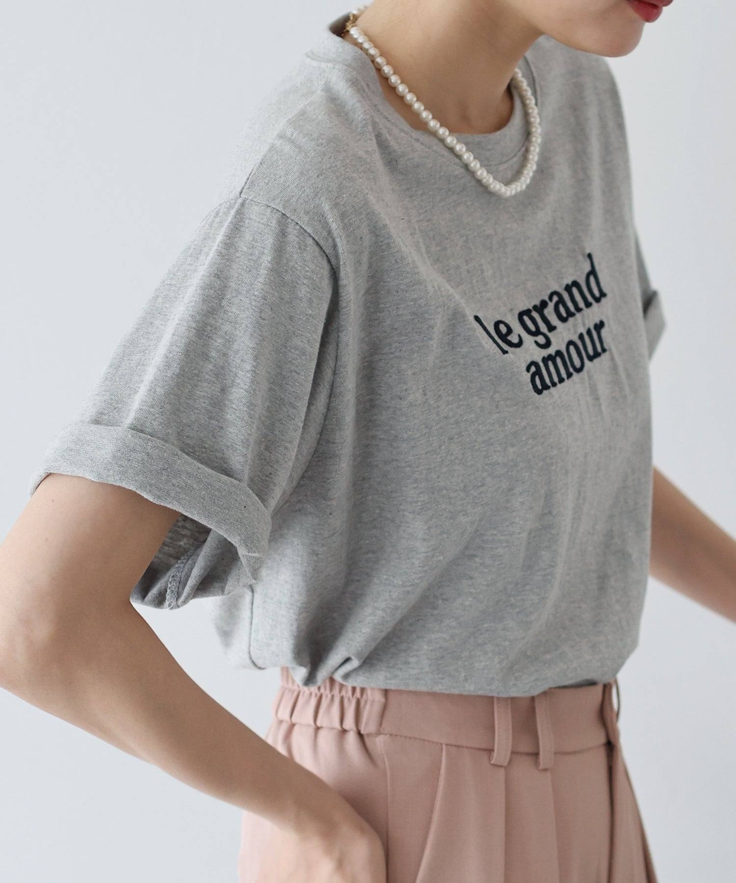 ブルーイースト BLUEEAST le grand amore刺繍Tシャツ