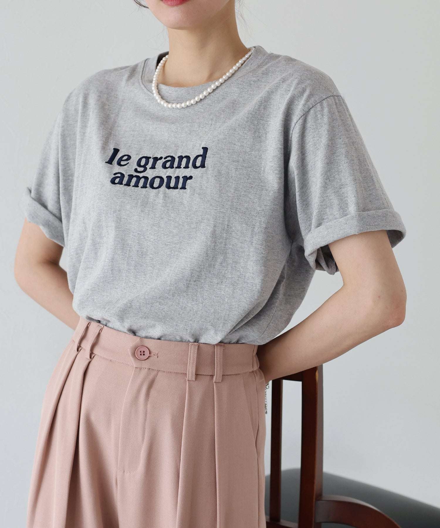 ブルーイースト BLUEEAST le grand amore刺繍Tシャツ