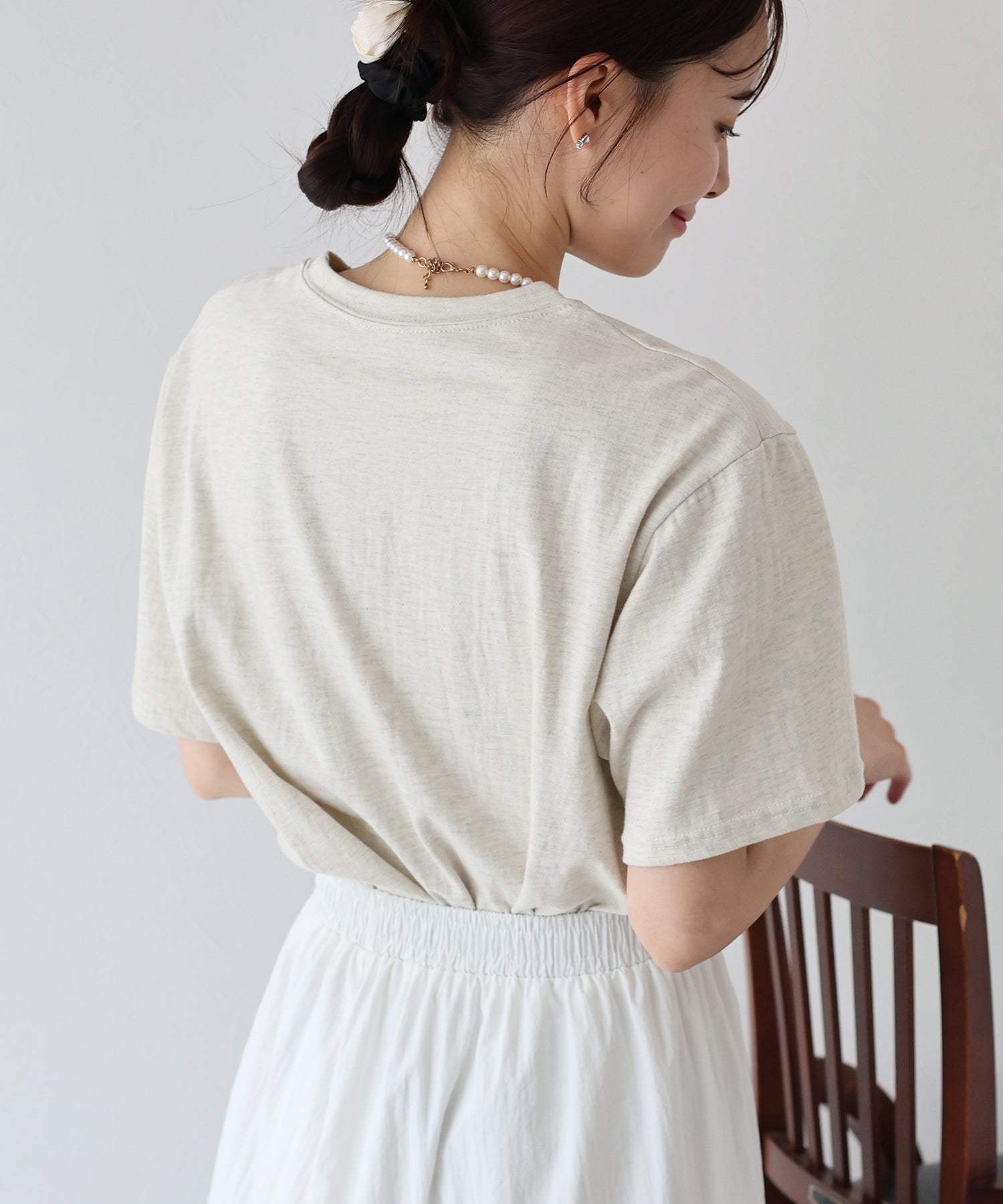 ブルーイースト BLUEEAST le grand amore刺繍Tシャツ