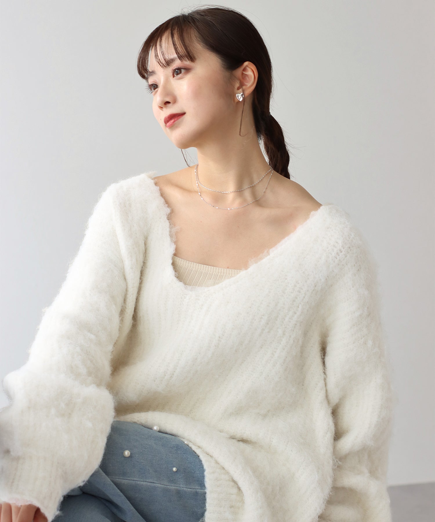 ブルーイースト BLUEEAST ウールシャギーVネックニット （オフホワイト(0a)） オフホワイト(0a)