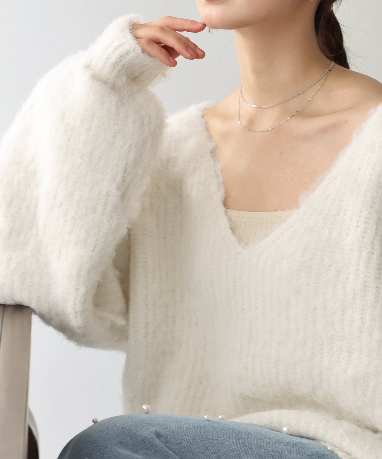 ブルーイースト BLUEEAST ウールシャギーVネックニット （オフホワイト(0a)） オフホワイト(0a)