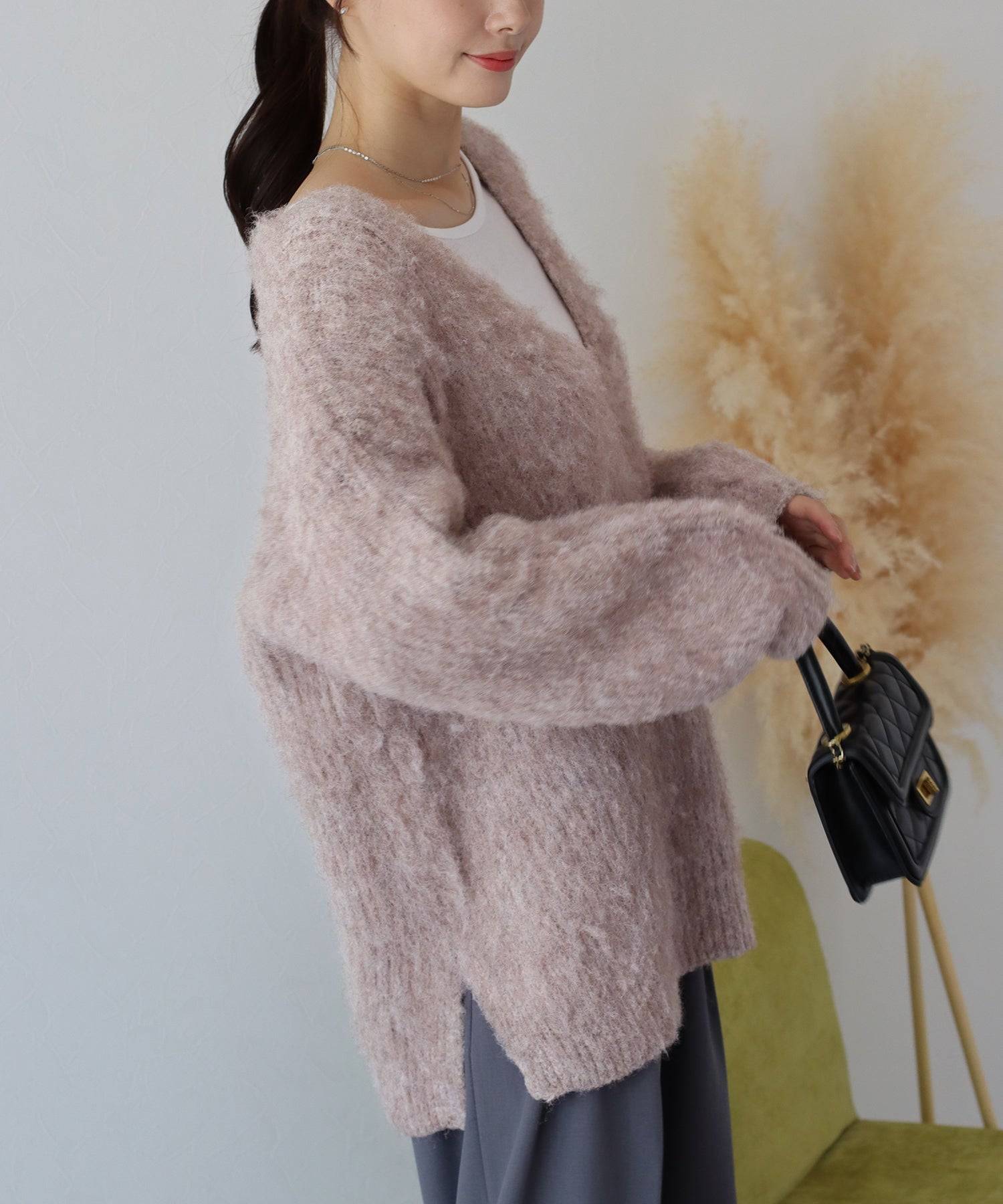 ブルーイースト BLUEEAST ウールシャギーVネックニット （オフホワイト(0a)） オフホワイト(0a)