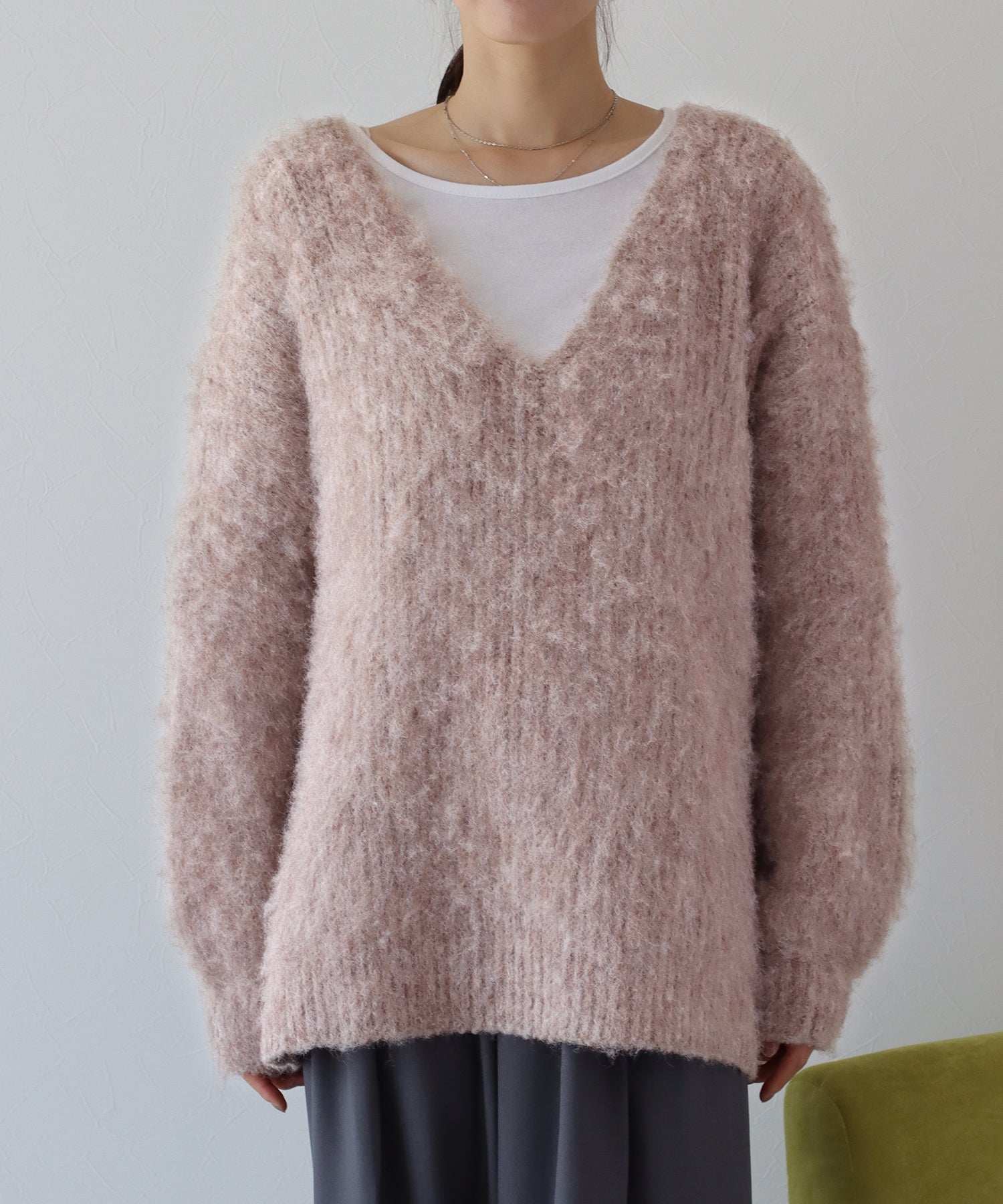 ブルーイースト BLUEEAST ウールシャギーVネックニット （オフホワイト(0a)） オフホワイト(0a)