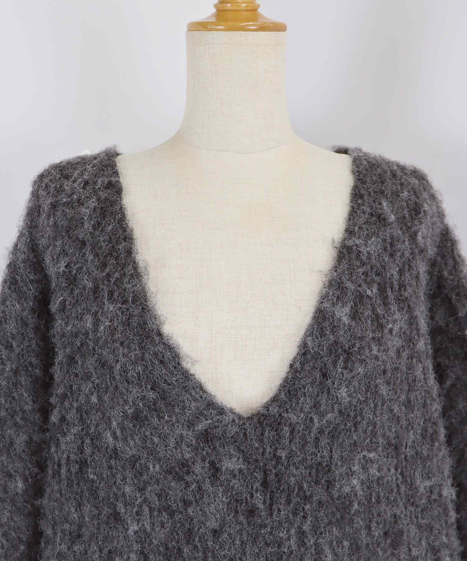 ブルーイースト BLUEEAST ウールシャギーVネックニット （オフホワイト(0a)） オフホワイト(0a)