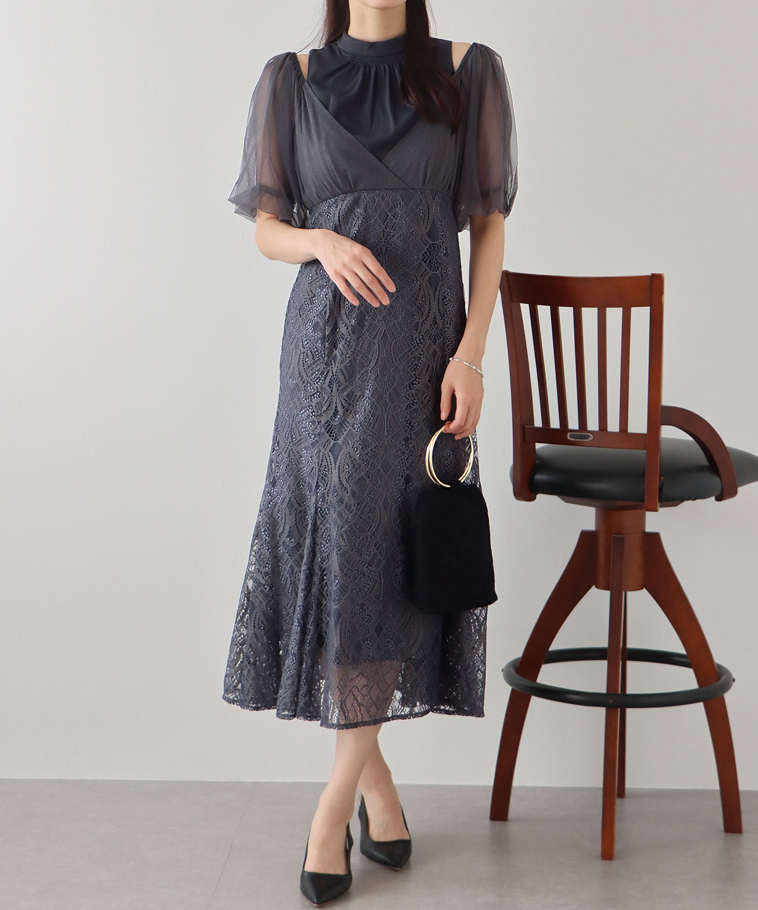 ブルーイースト（BLUEEAST）/ラメチュールオフショルパーティードレス ブルーイースト BLUEEAST ラメチュールオフショルパーティードレス