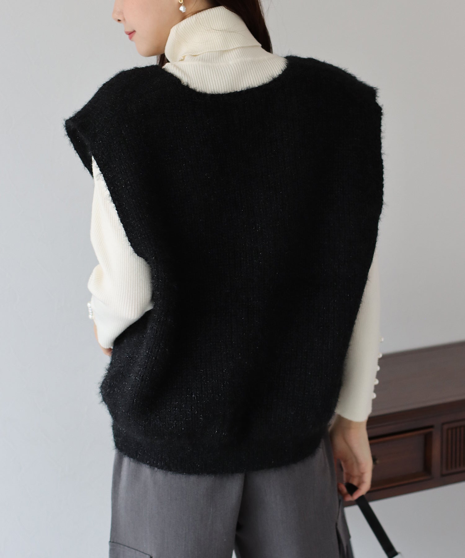 ブルーイースト BLUEEAST Vネックニットベスト