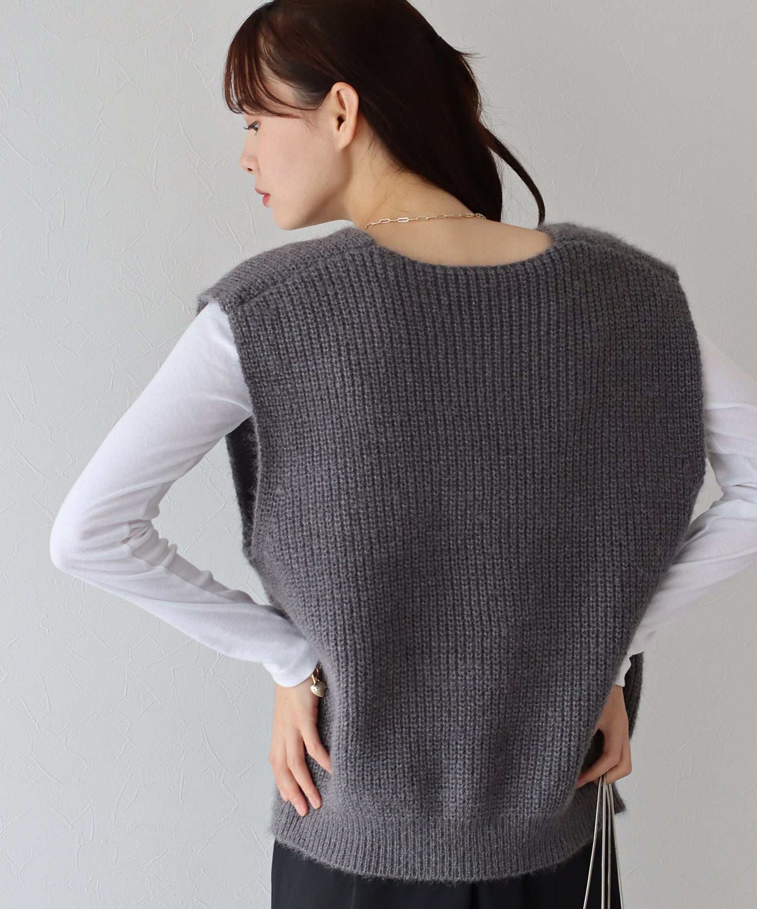 ブルーイースト BLUEEAST Vネックニットベスト