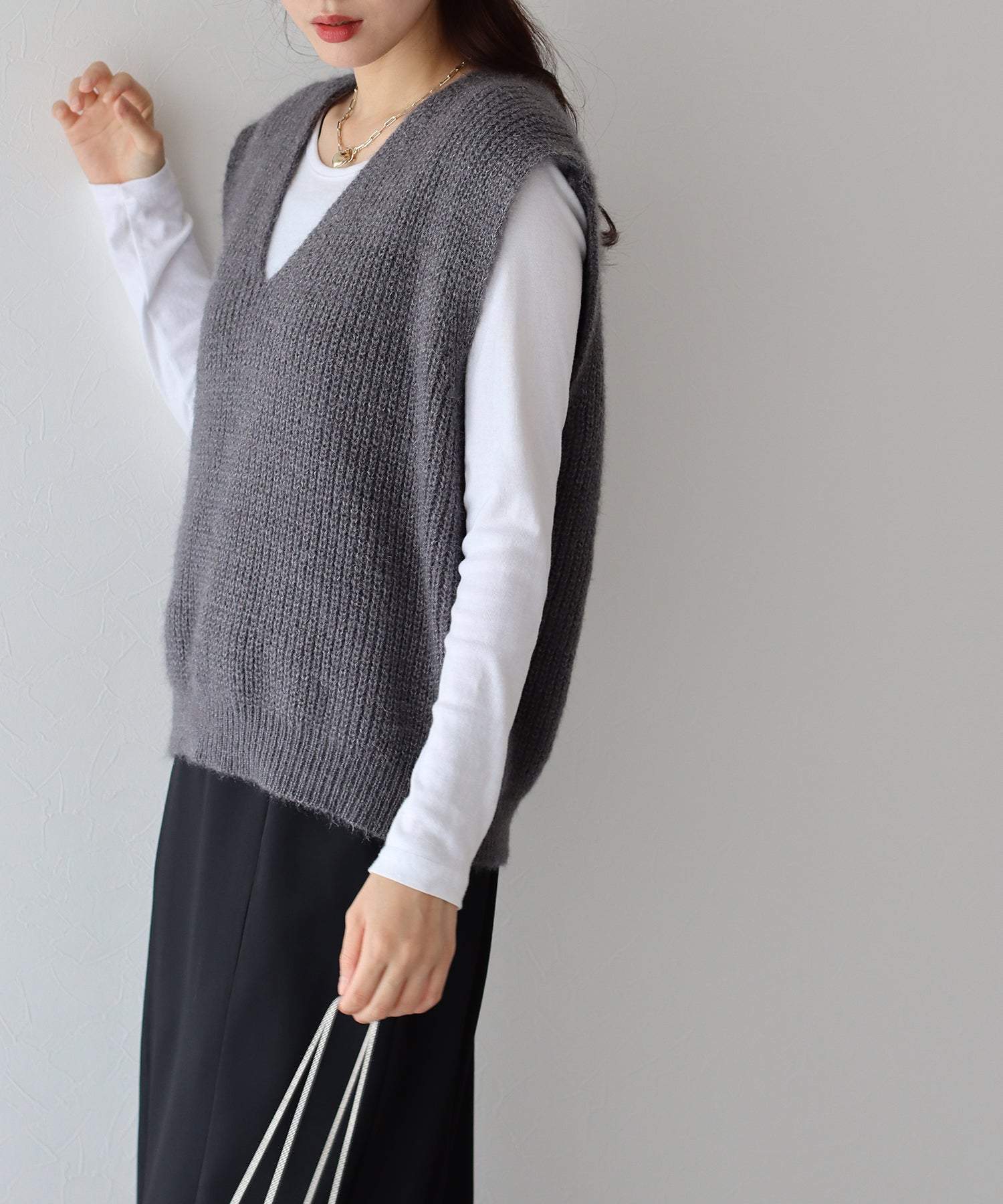 ブルーイースト BLUEEAST Vネックニットベスト