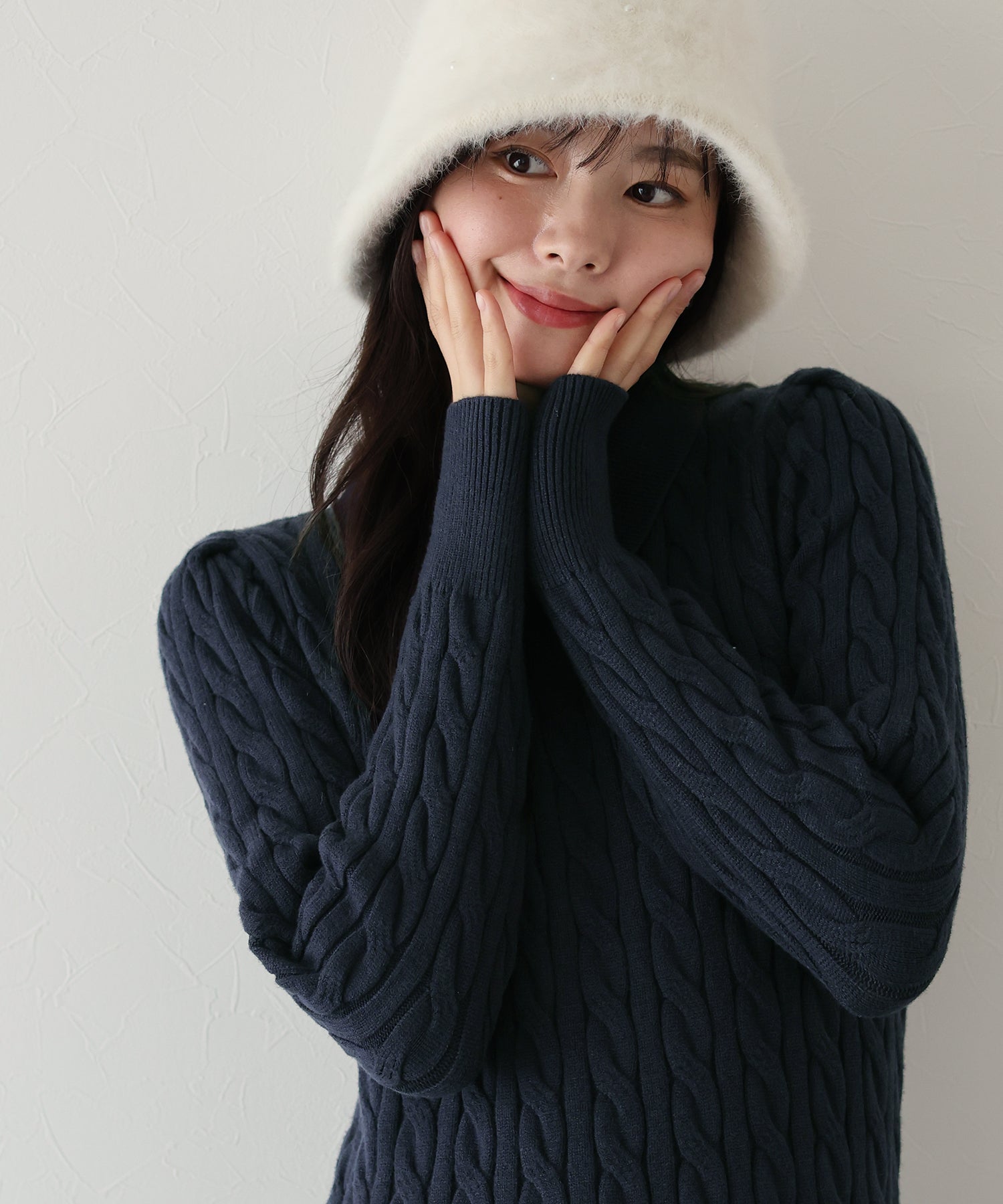 ブルーイースト BLUEEAST リボン刺繍ポロケーブルニットワンピース