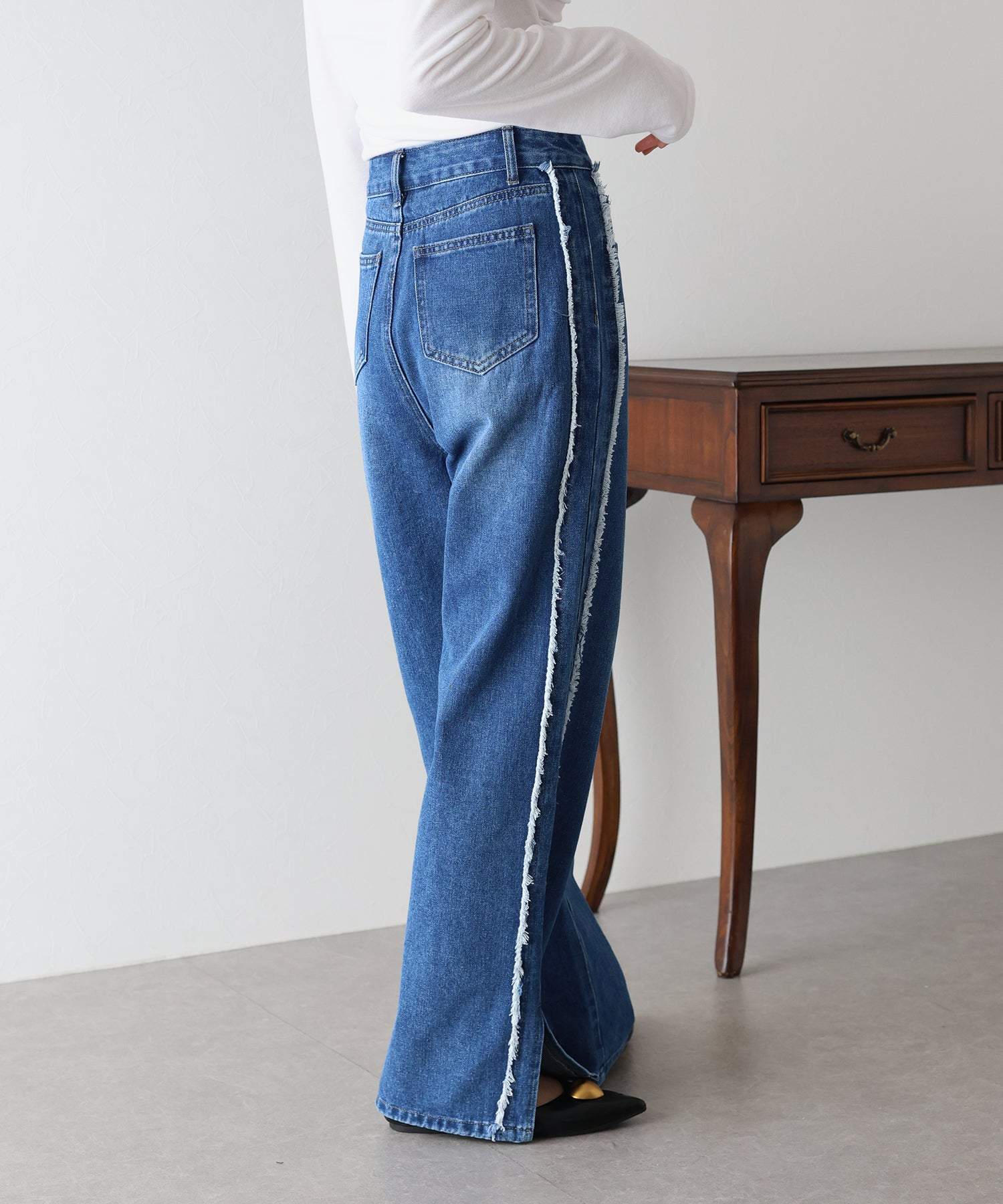 ブルーイースト BLUEEAST サイドフリンジデニム