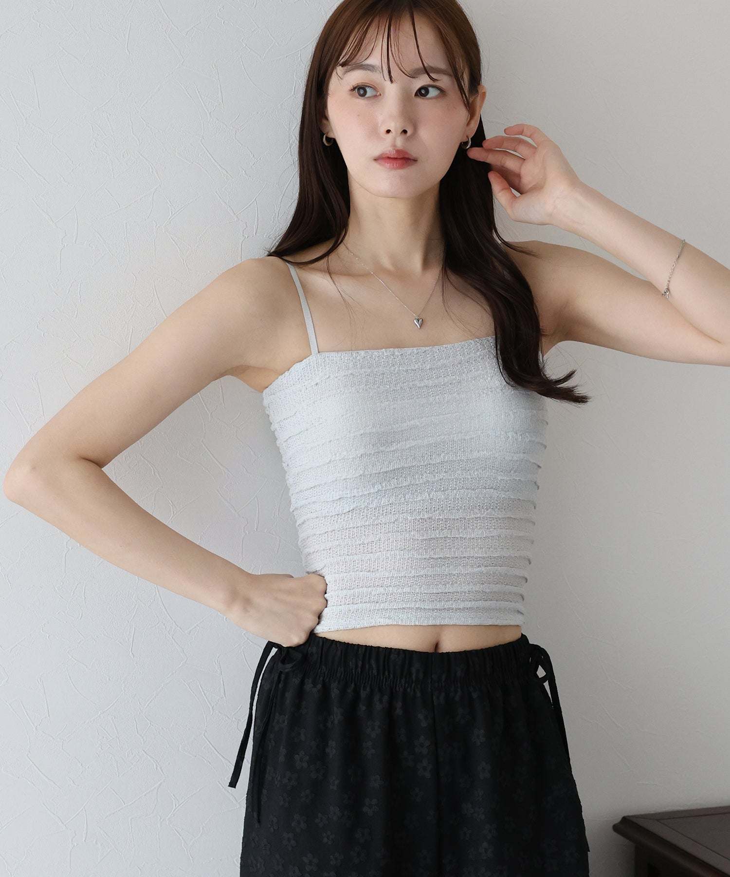 ブルーイースト BLUEEAST カップ付きシャーリングキャミソール （ブルー） ブルー