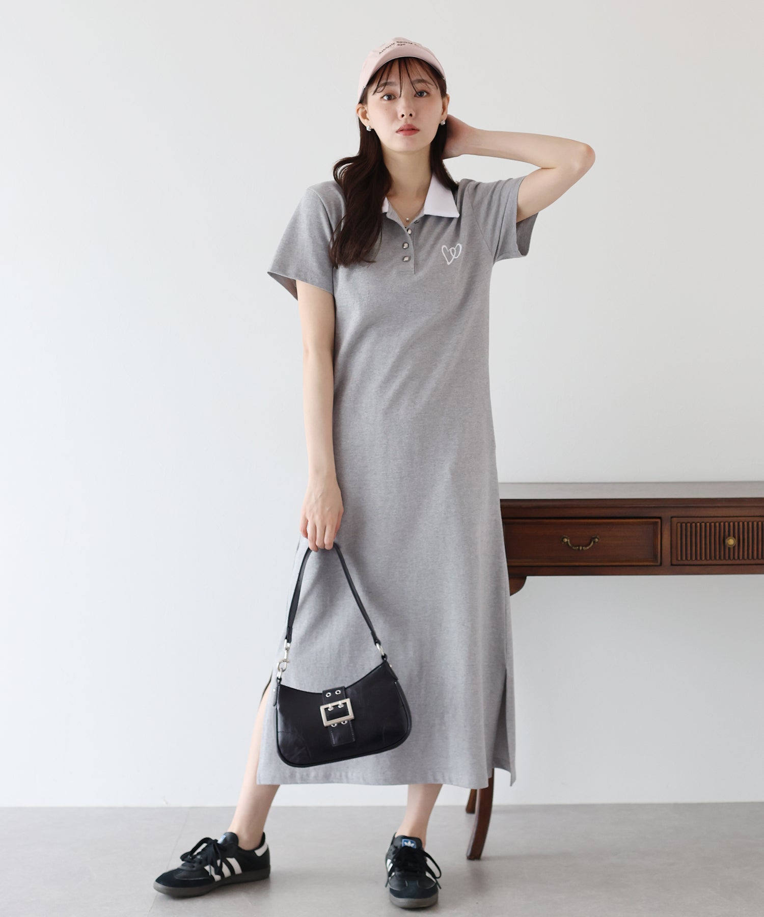 ブルーイースト BLUEEAST ハート刺繍ポロワンピース （ネイビー） ネイビー