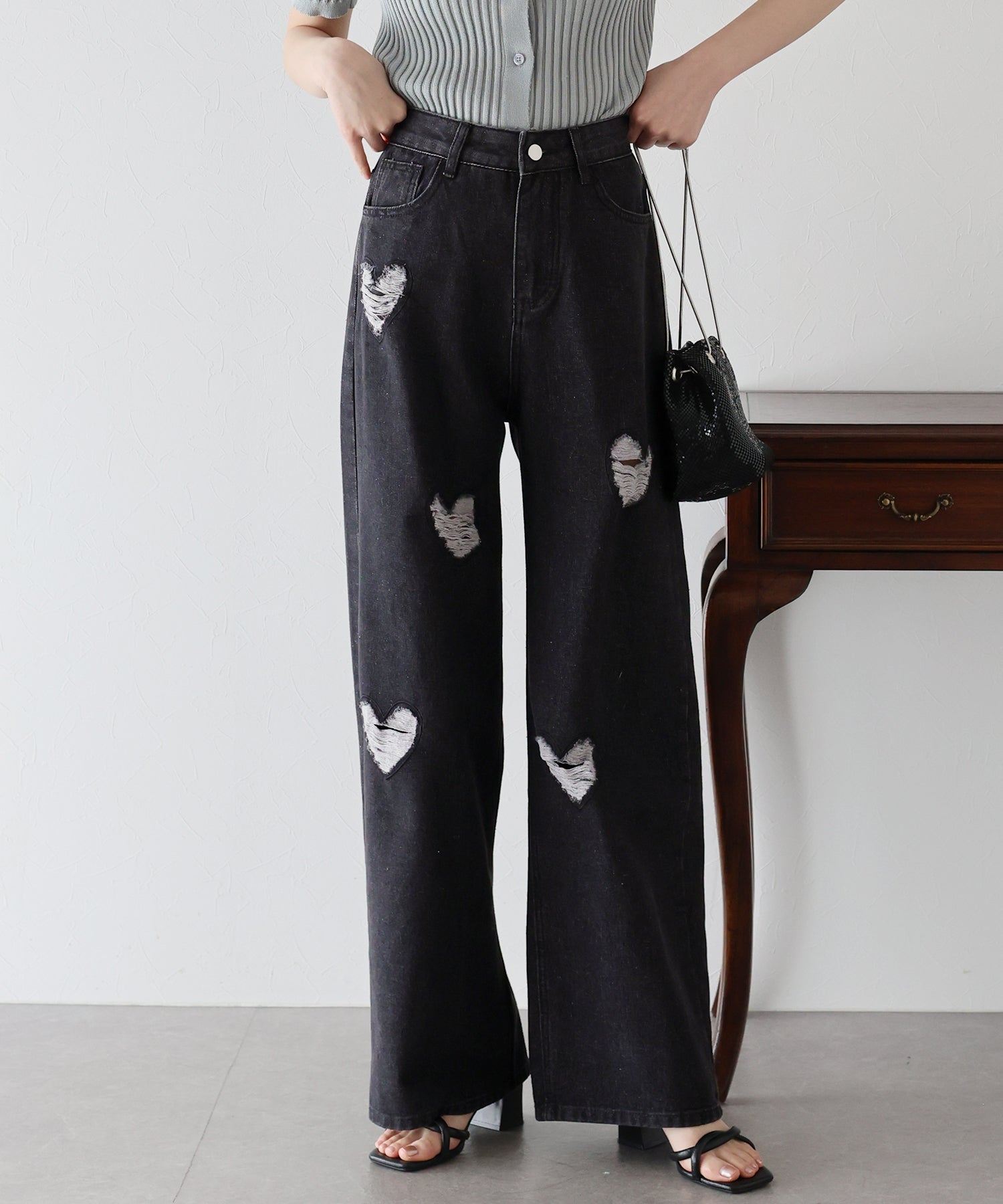 ブルーイースト BLUEEAST ハートダメージデニムパンツ （ブルー） ブルー