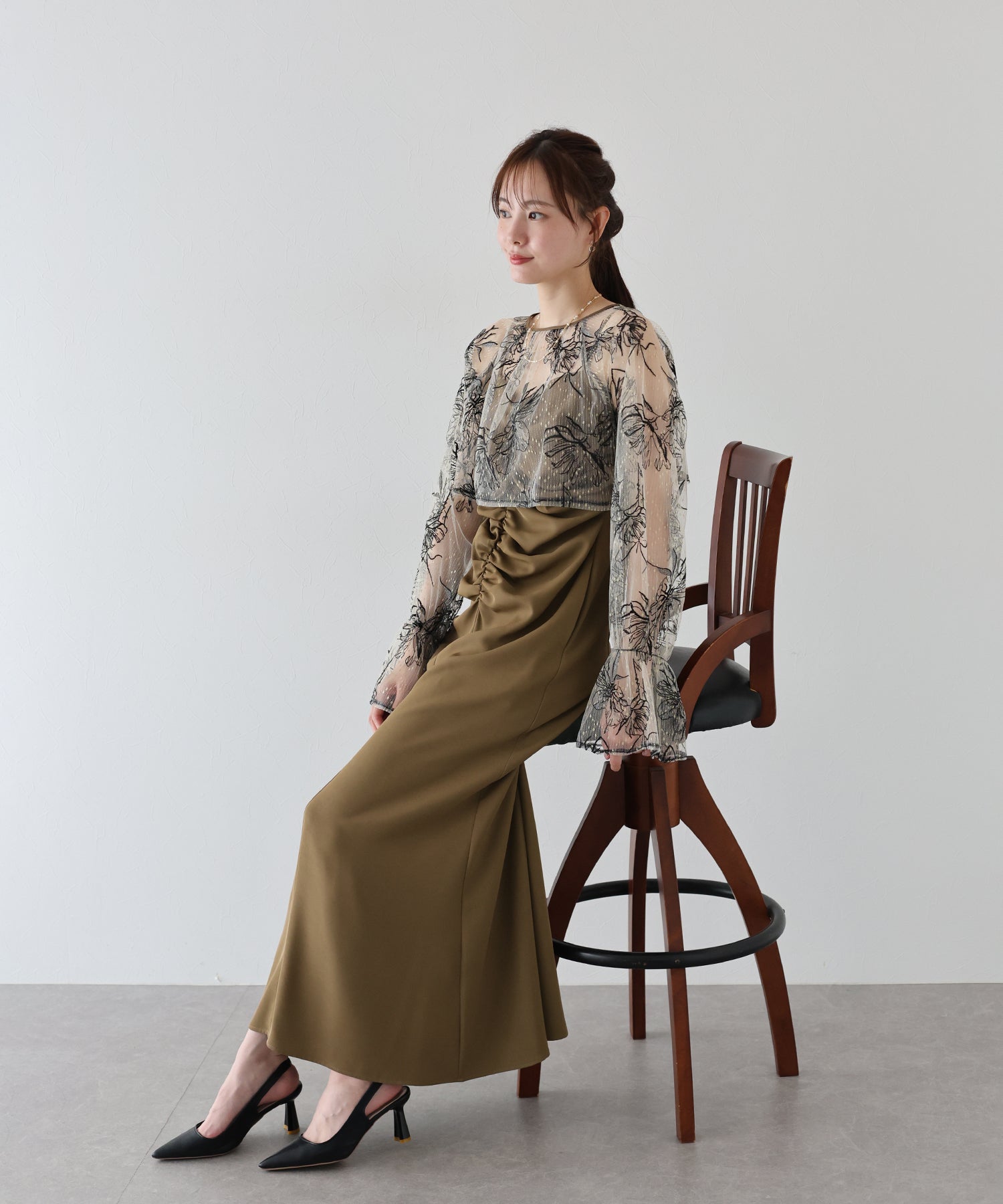 ブルーイースト BLUEEAST ラメフラワーボレロ＆キャミソールワンピース