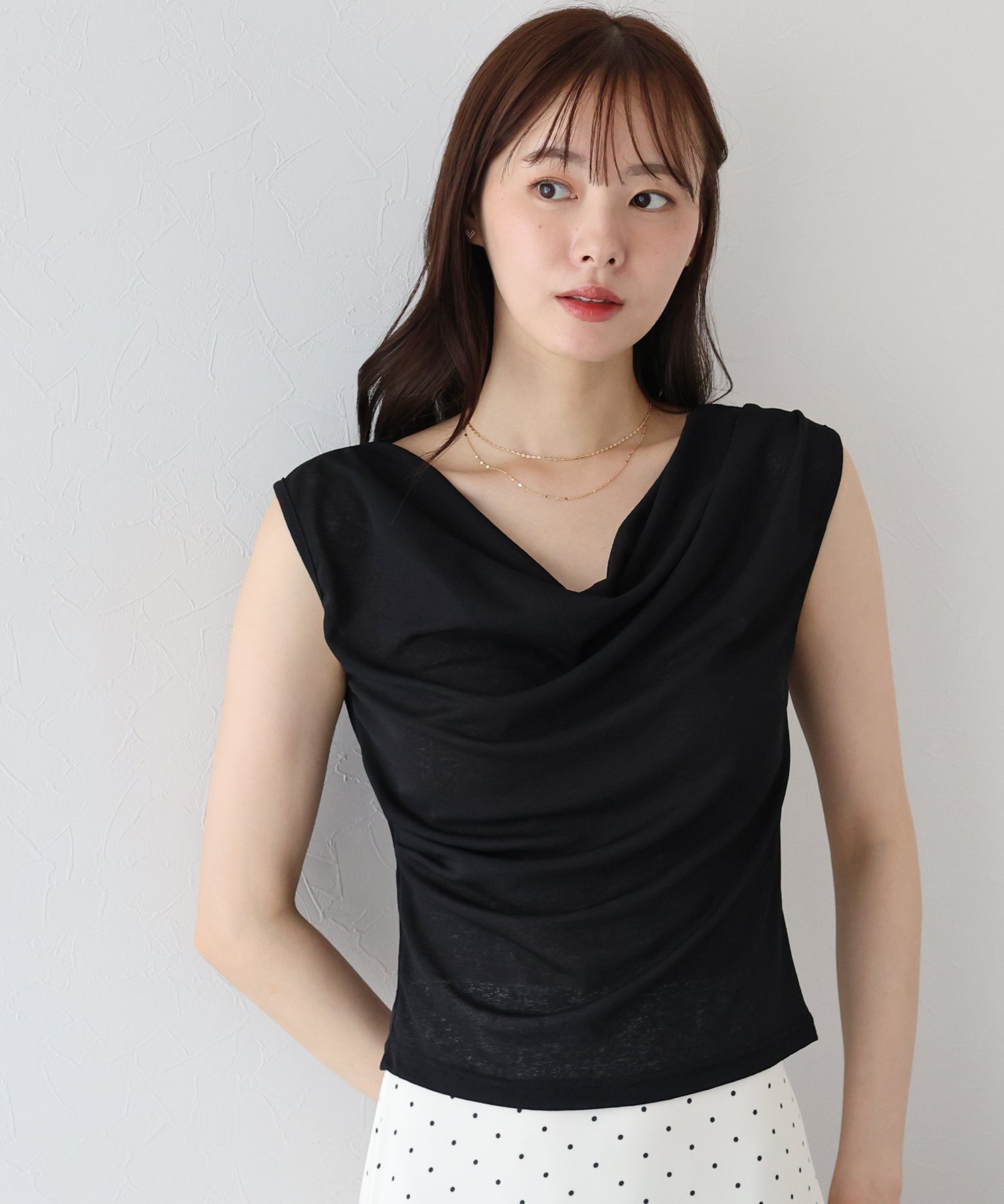 ブルーイースト BLUEEAST ドレープネックフレンチシアーTシャツ （ブラック） ブラック